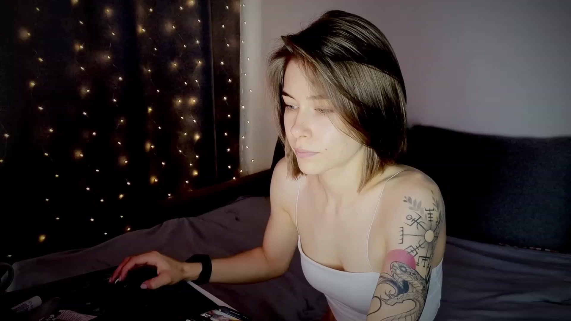 Gallery image thumbnail from KeepSpark's myfreecams stream on, 07/28/2023, 05:43 image 3 of 20