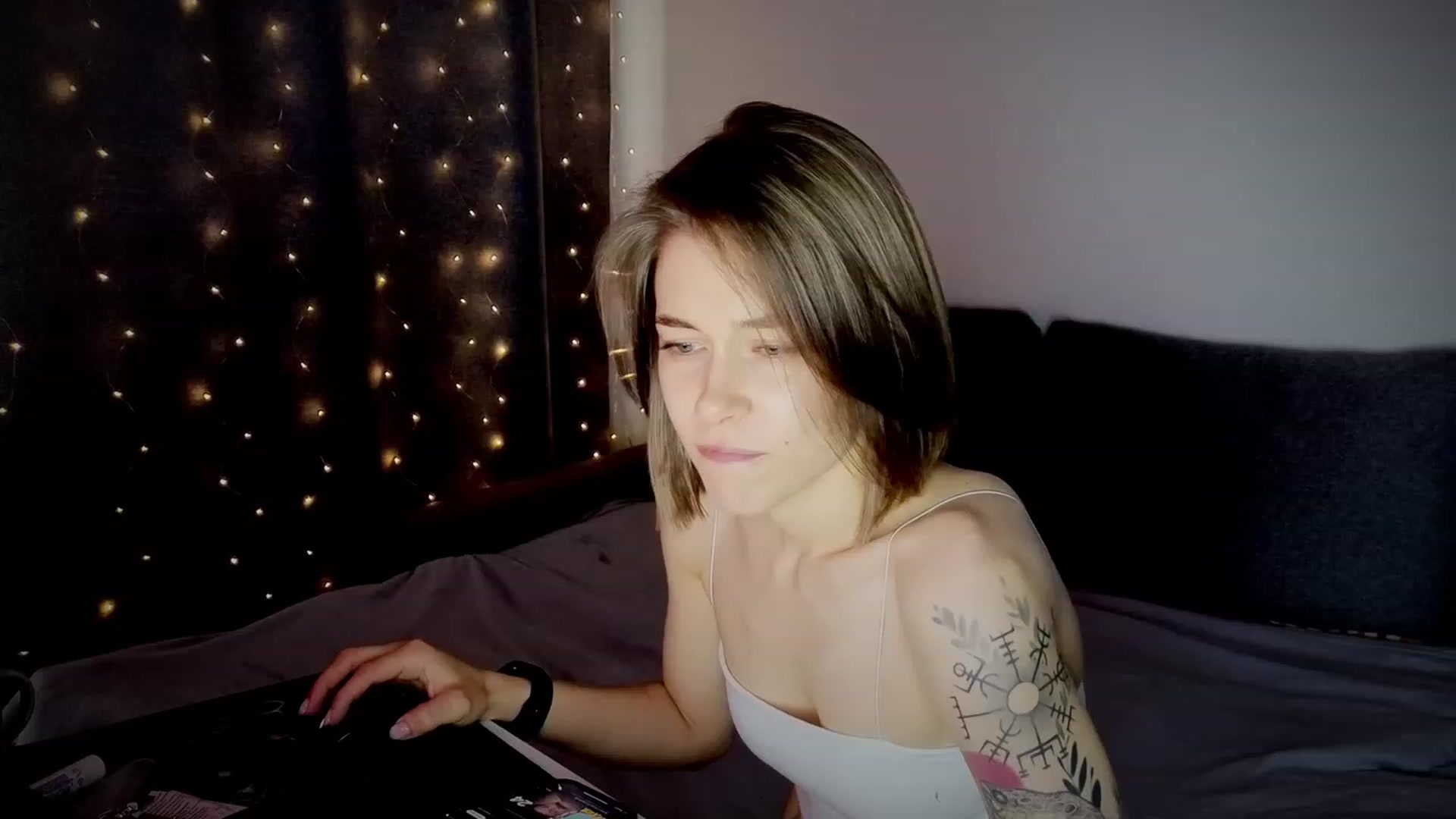 Gallery image thumbnail from KeepSpark's myfreecams stream on, 07/28/2023, 05:43 image 2 of 20