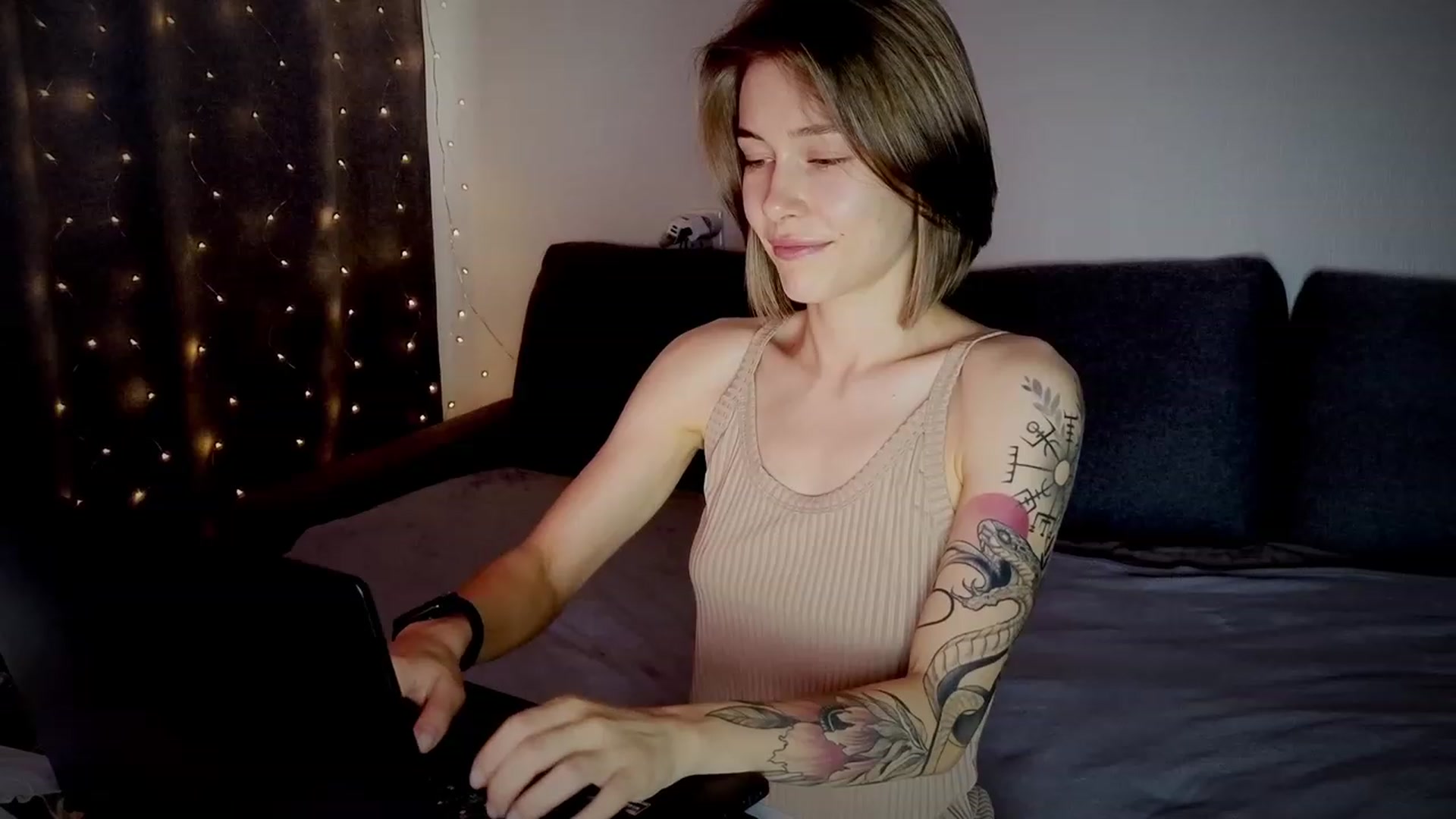 Gallery image thumbnail from KeepSpark's myfreecams stream on, 07/31/2023, 06:08 image 8 of 20