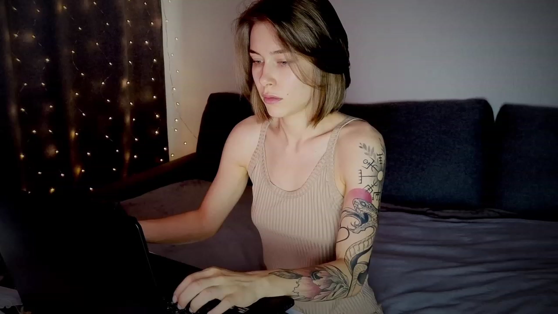 Gallery image thumbnail from KeepSpark's myfreecams stream on, 07/31/2023, 06:41 image 4 of 20