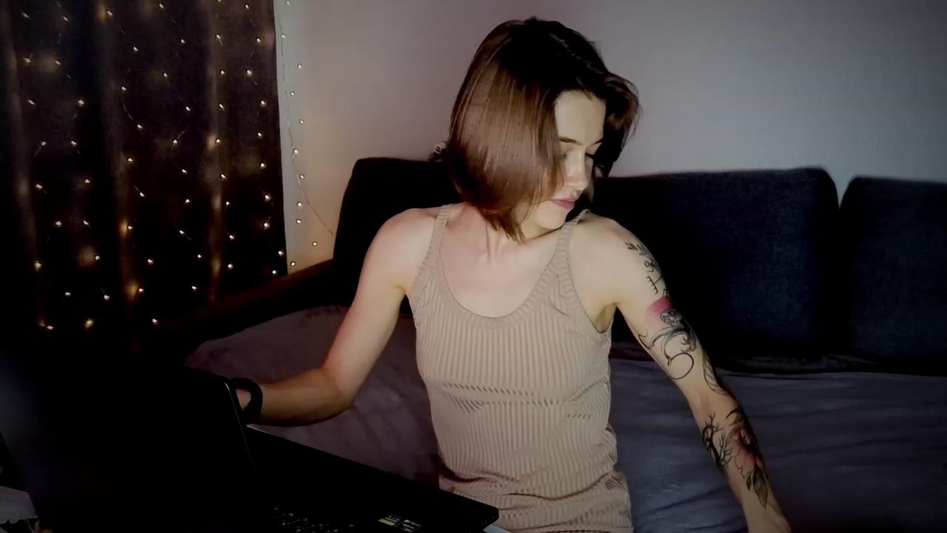 Gallery image thumbnail from KeepSpark's myfreecams stream on, 07/31/2023, 06:41 image 19 of 20