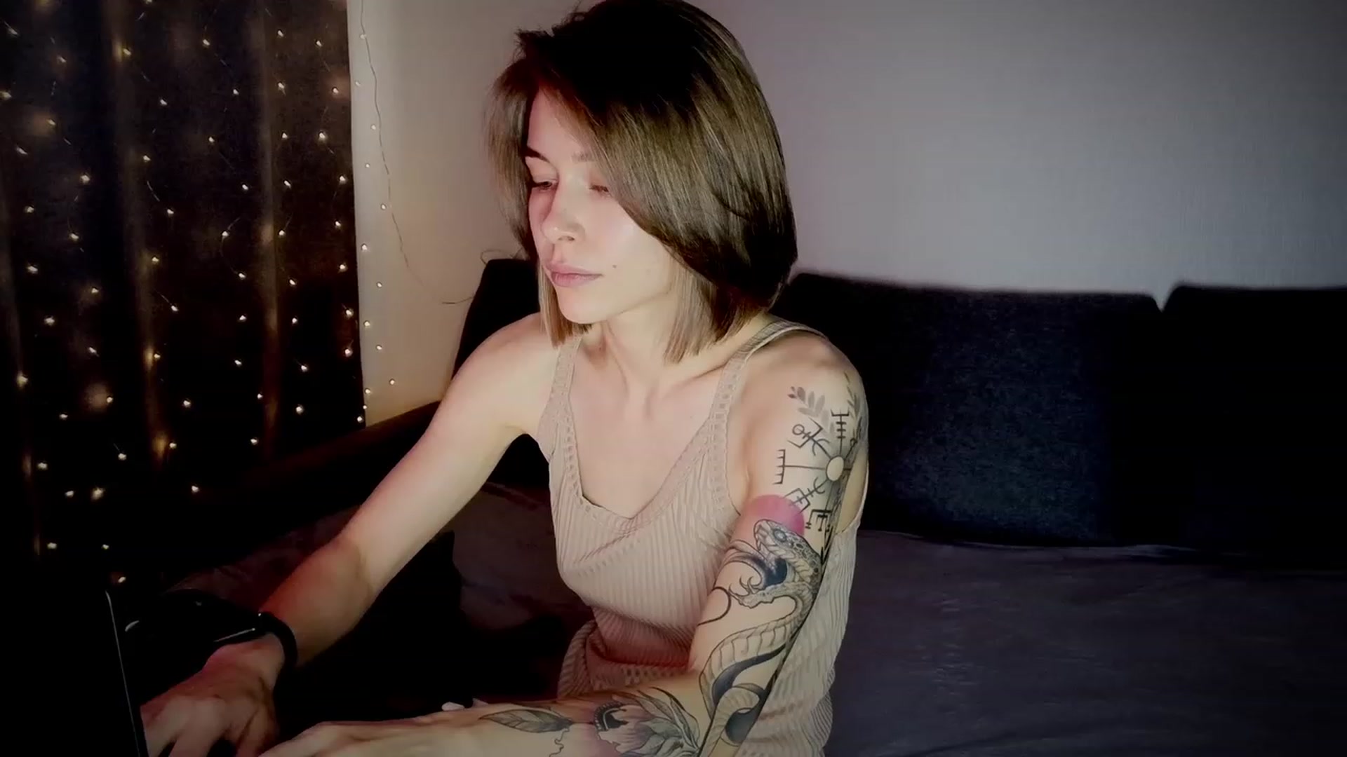 Gallery image thumbnail from KeepSpark's myfreecams stream on, 08/01/2023, 04:34 image 20 of 20