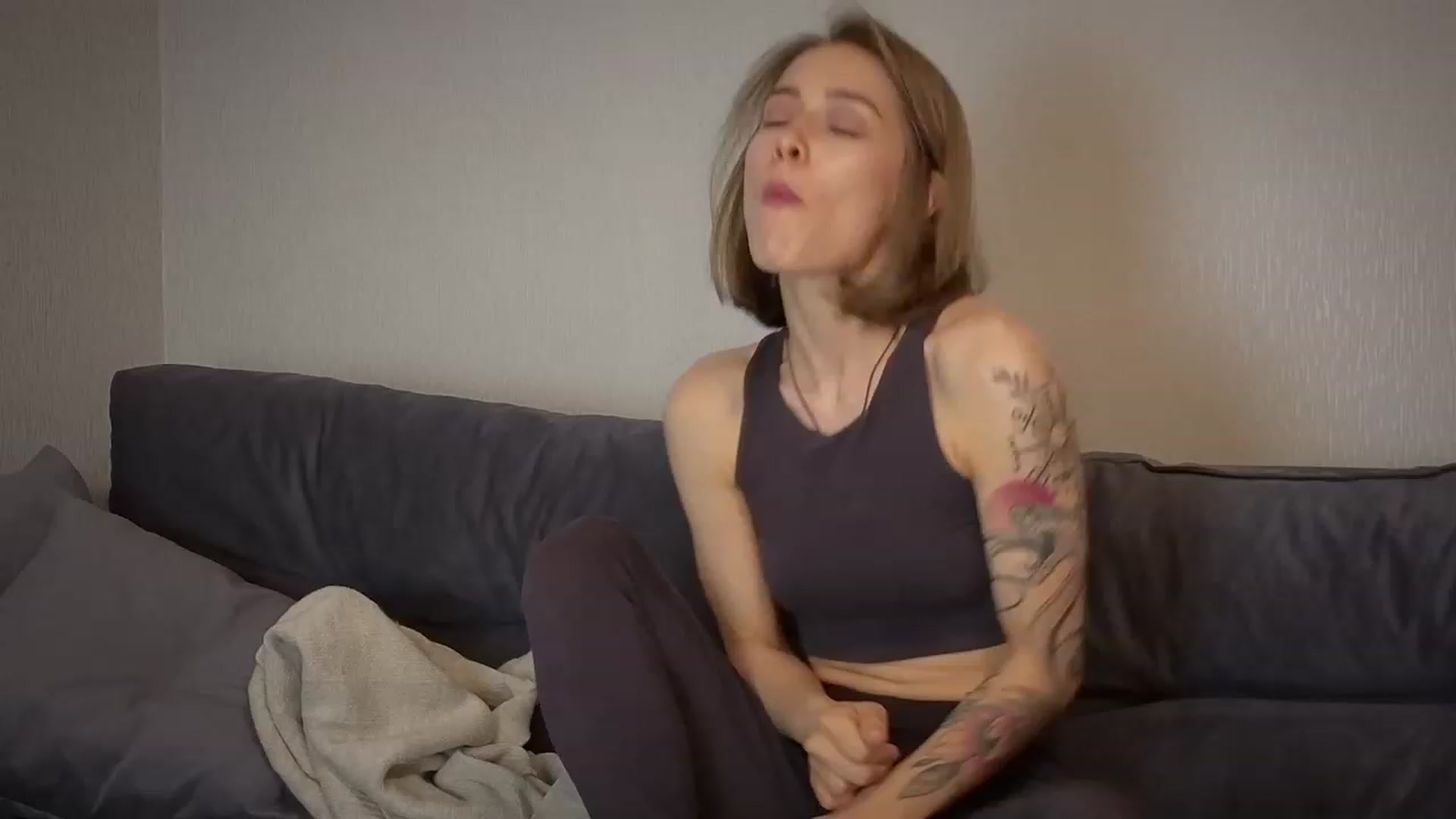 Gallery image thumbnail from KeepSpark's myfreecams stream on, 09/14/2023, 06:19 image 17 of 20
