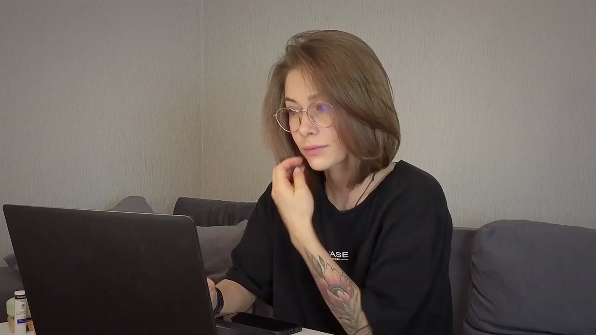 Gallery image thumbnail from KeepSpark's myfreecams stream on, 10/07/2023, 07:49 image 12 of 20