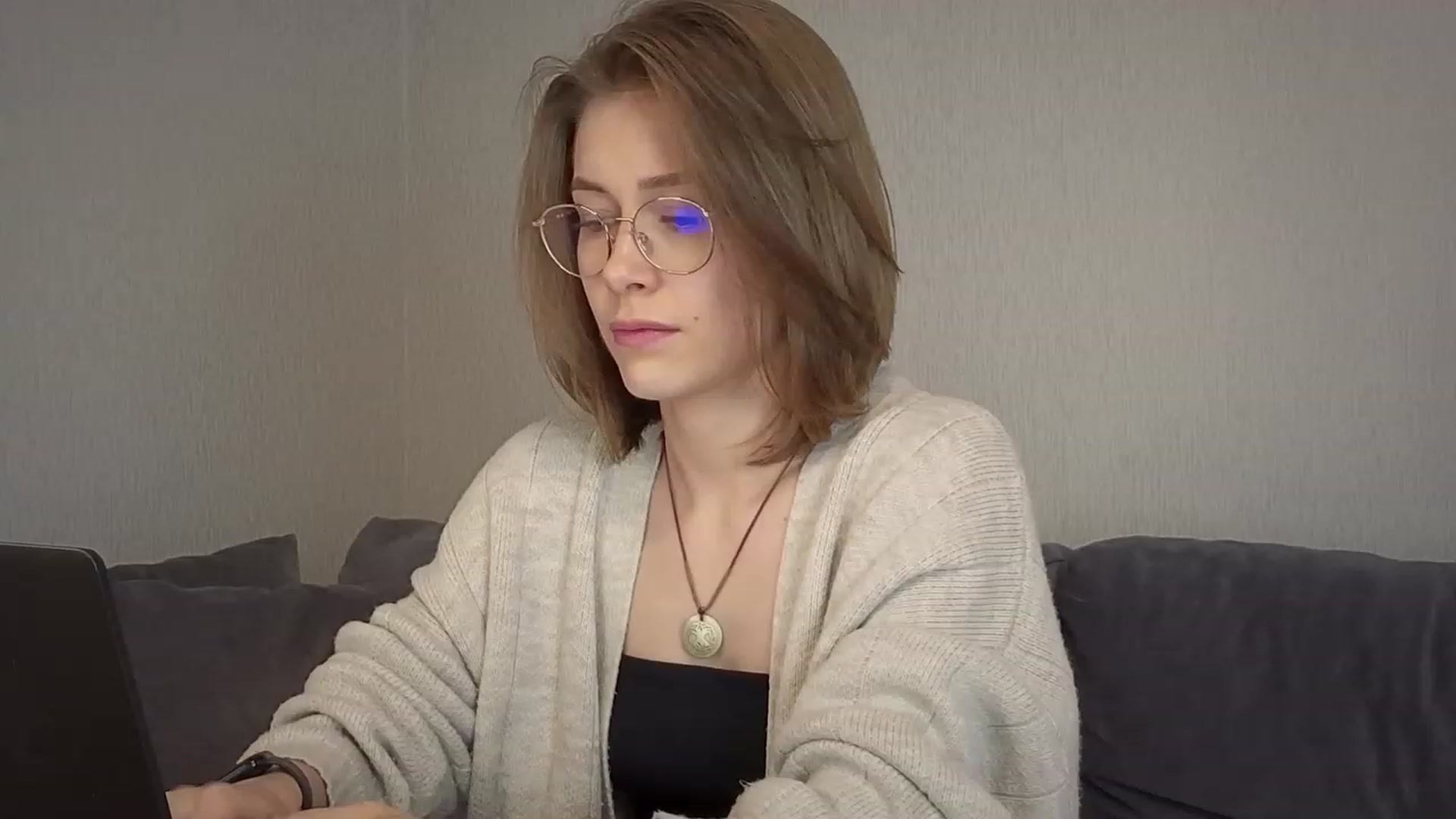 Gallery image thumbnail from KeepSpark's myfreecams stream on, 10/20/2023, 08:20 image 14 of 20