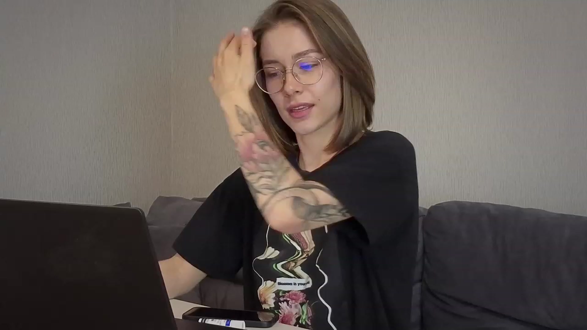 Gallery image thumbnail from KeepSpark's myfreecams stream on, 10/24/2023, 08:00 image 20 of 20