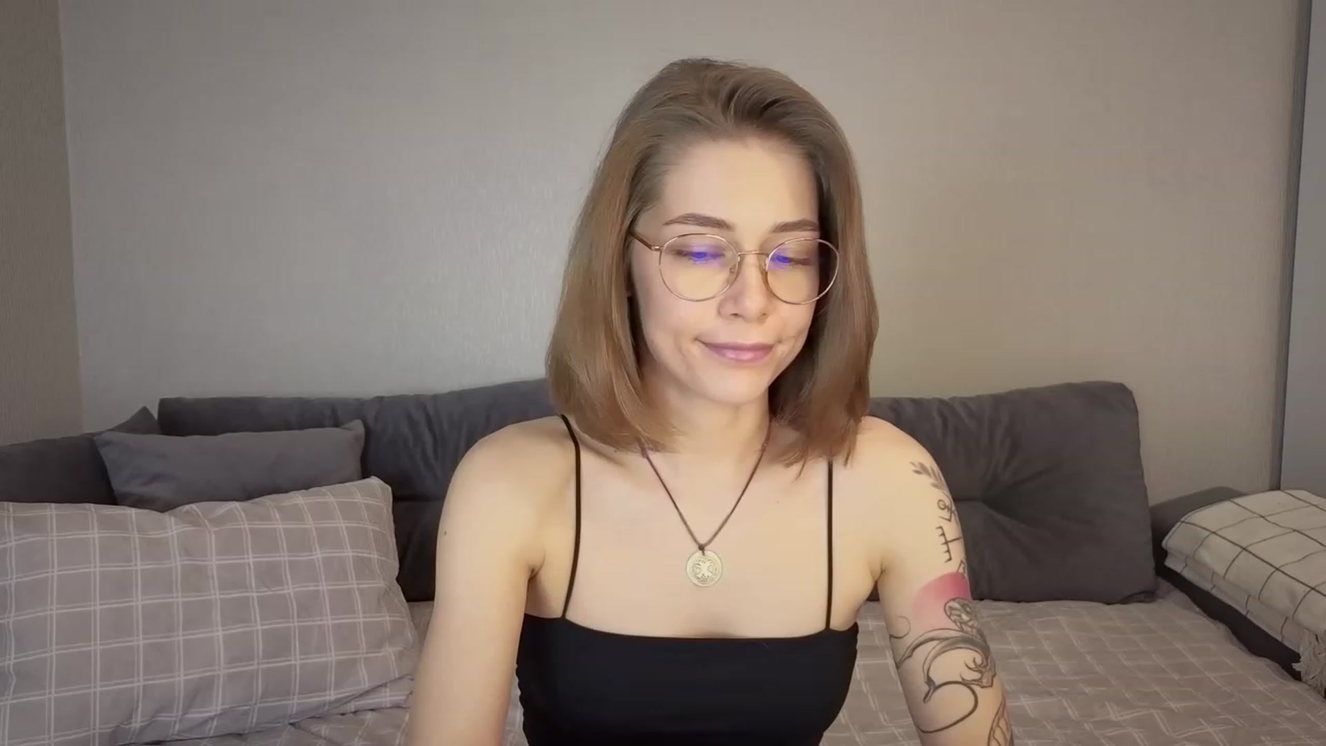 Gallery image thumbnail from KeepSpark's myfreecams stream on, 12/11/2023, 08:10 image 2 of 20