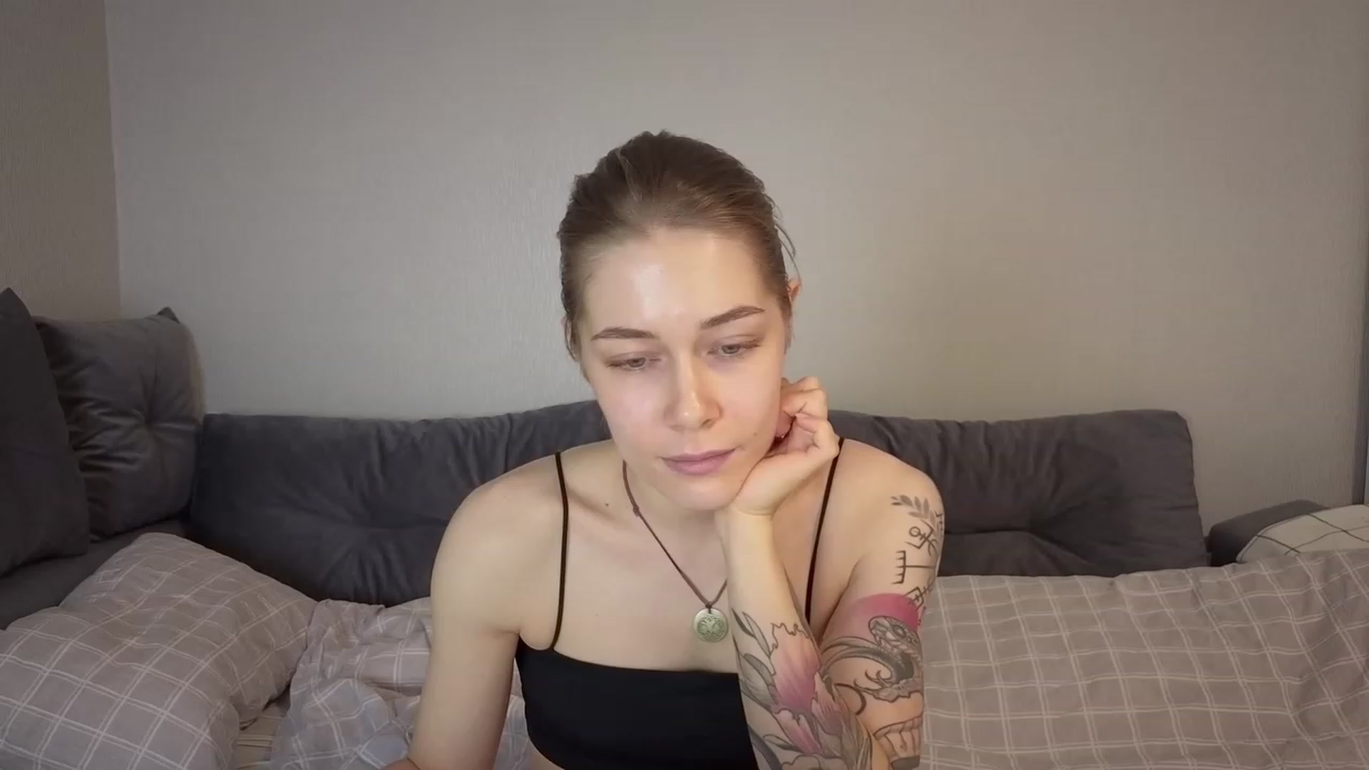 Gallery image thumbnail from KeepSpark's myfreecams stream on, 12/11/2023, 17:20 image 14 of 20
