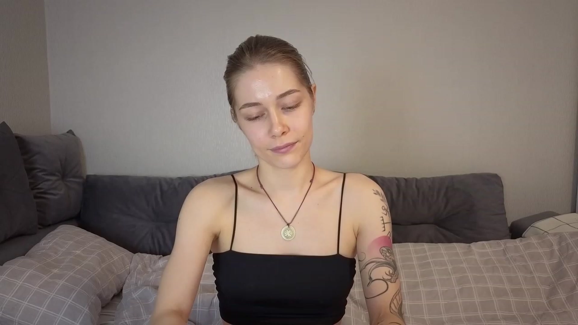 Gallery image thumbnail from KeepSpark's myfreecams stream on, 12/11/2023, 17:20 image 18 of 20