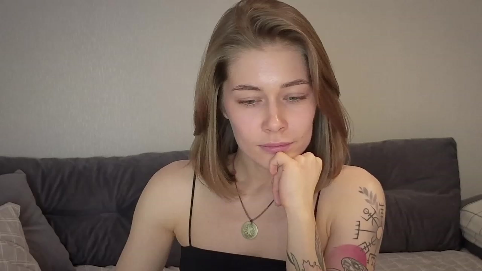 Gallery image thumbnail from KeepSpark's myfreecams stream on, 12/12/2023, 20:12 image 15 of 20