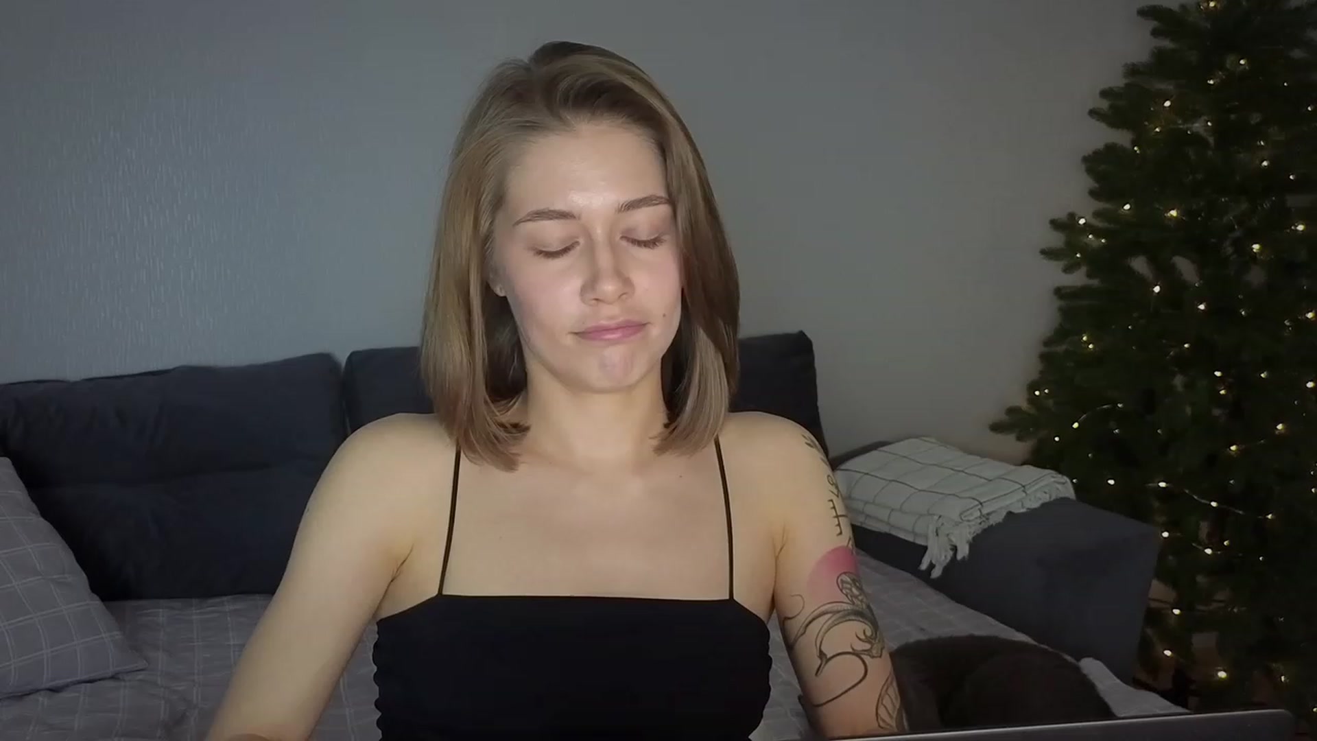 Gallery image thumbnail from KeepSpark's myfreecams stream on, 12/14/2023, 19:53 image 4 of 20
