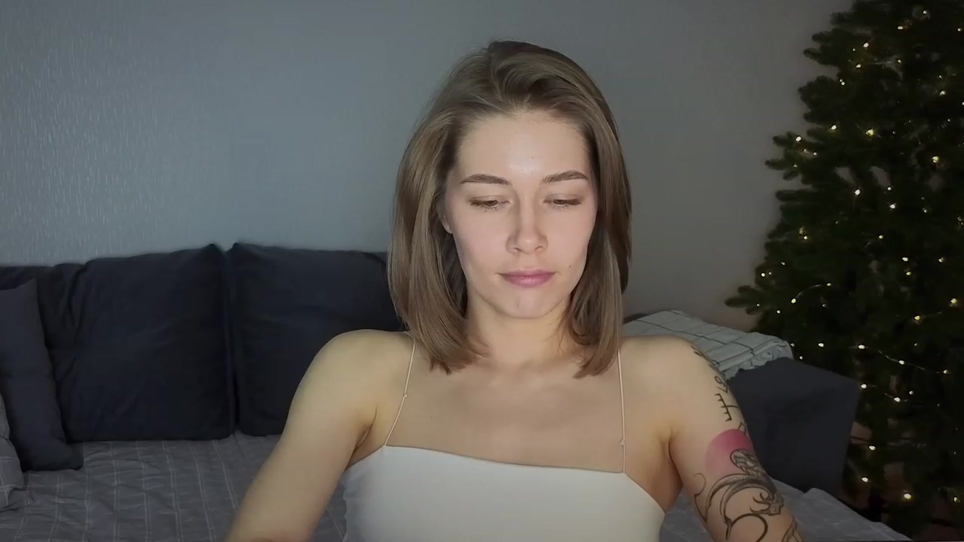 Gallery image thumbnail from KeepSpark's myfreecams stream on, 12/15/2023, 17:33 image 13 of 20