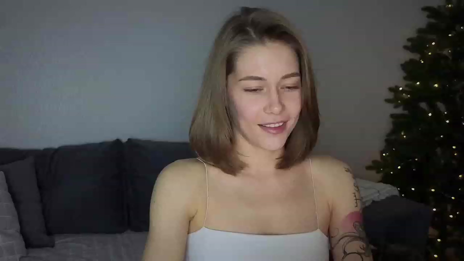 Gallery image thumbnail from KeepSpark's myfreecams stream on, 12/15/2023, 19:28 image 11 of 20