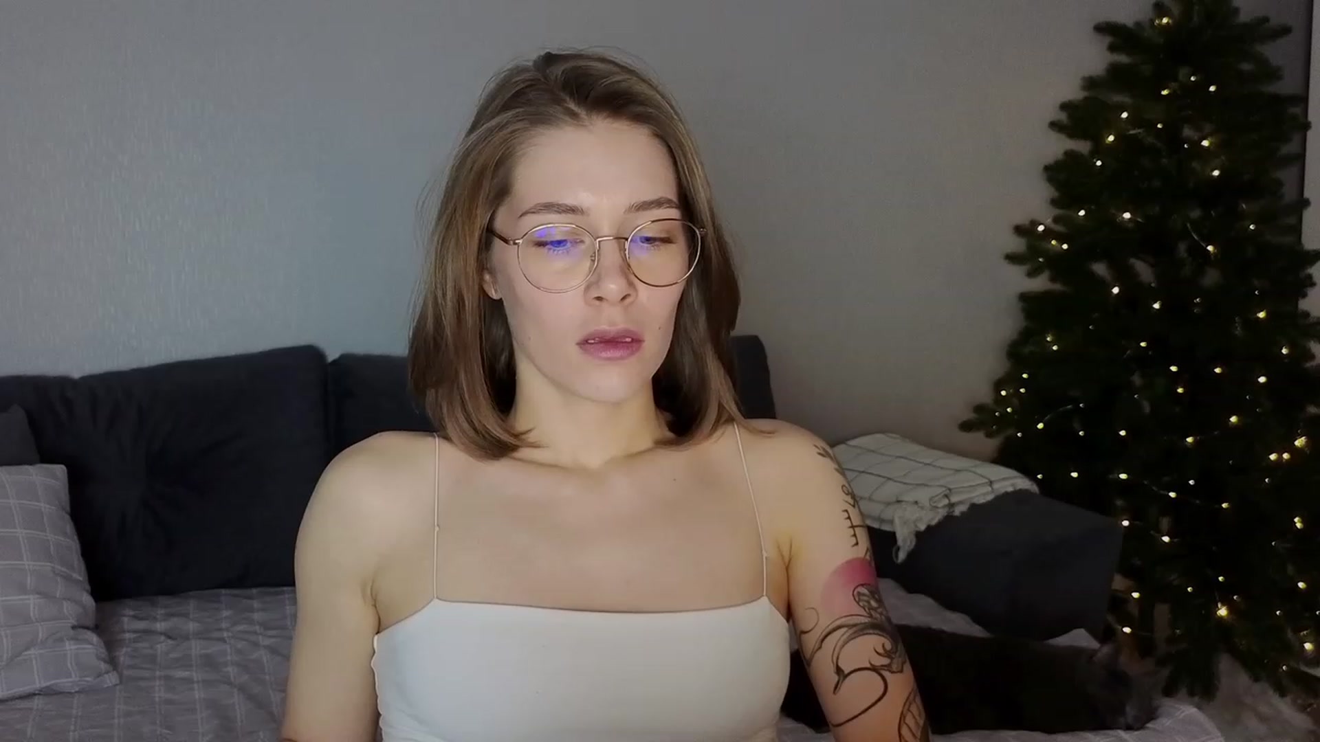 Gallery image thumbnail from KeepSpark's myfreecams stream on, 12/16/2023, 16:50 image 7 of 20
