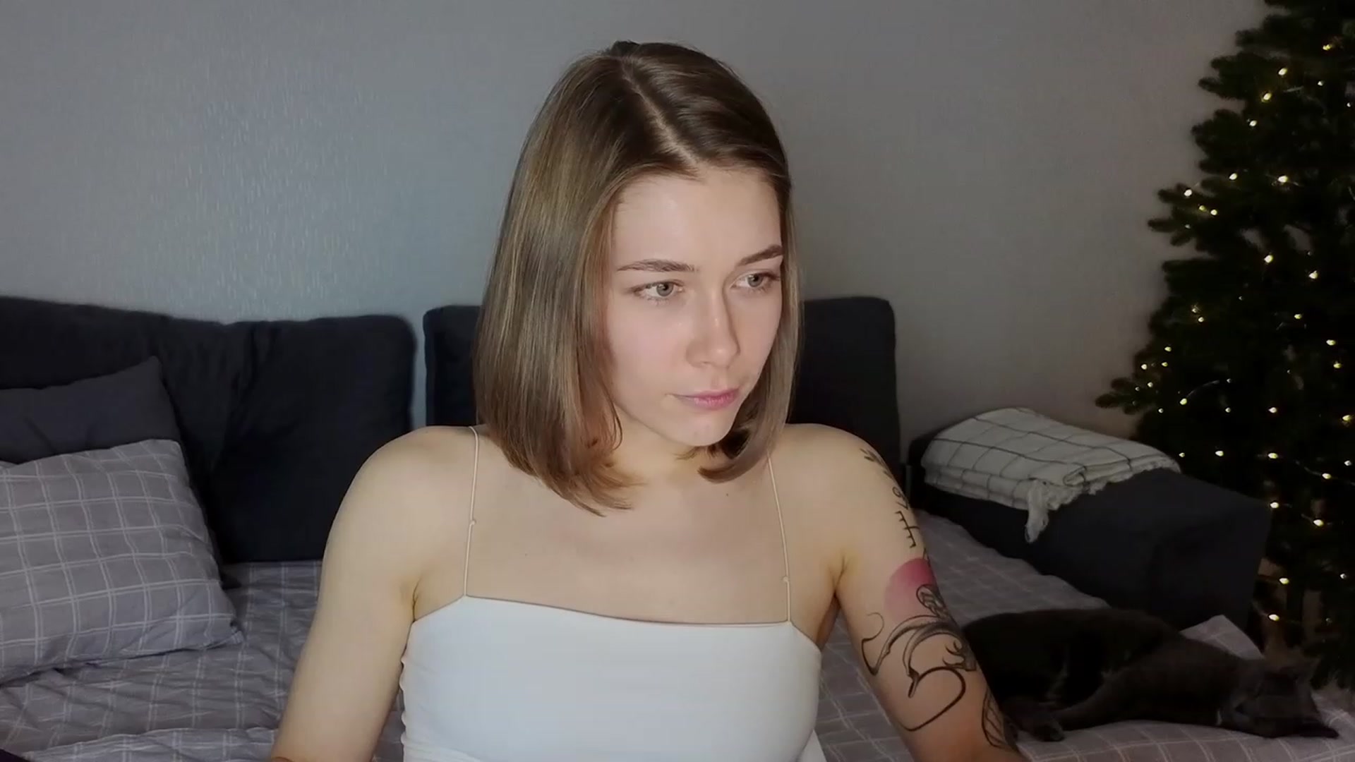 Gallery image thumbnail from KeepSpark's myfreecams stream on, 12/16/2023, 18:38 image 5 of 20