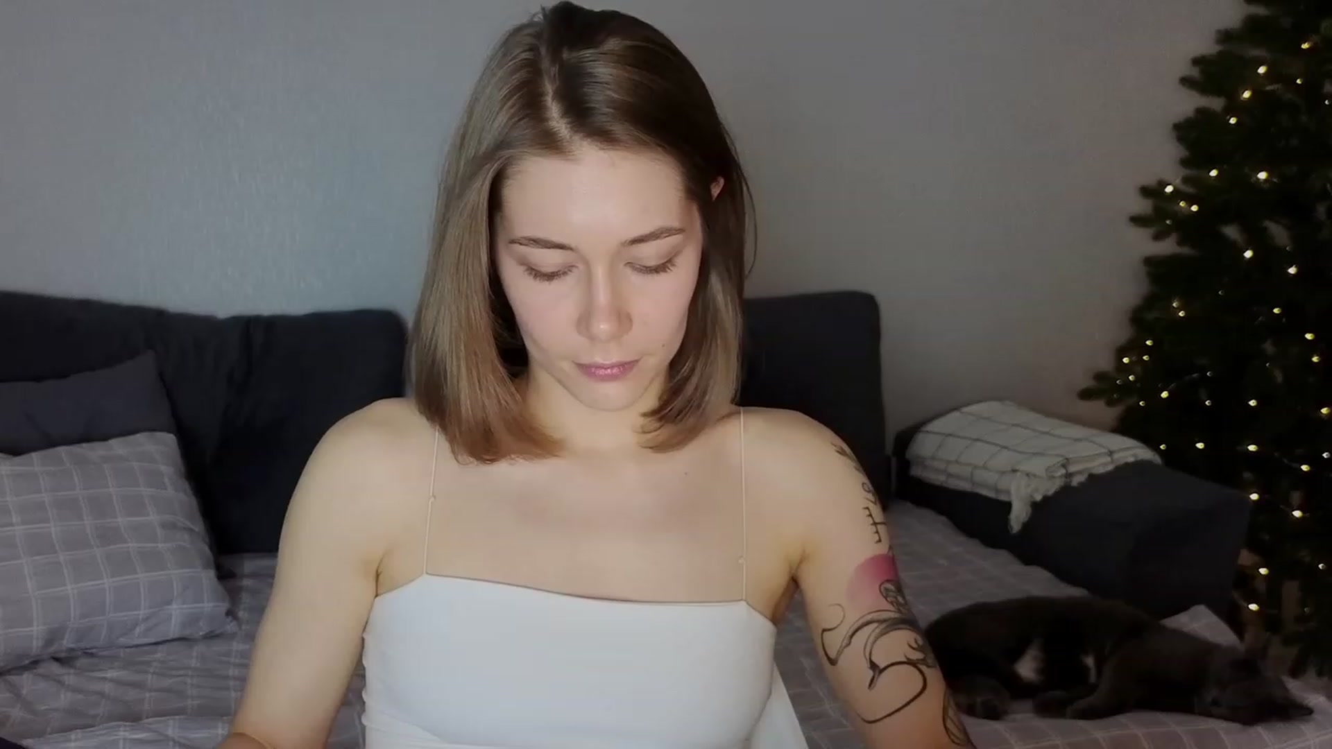 Gallery image thumbnail from KeepSpark's myfreecams stream on, 12/16/2023, 18:38 image 1 of 20