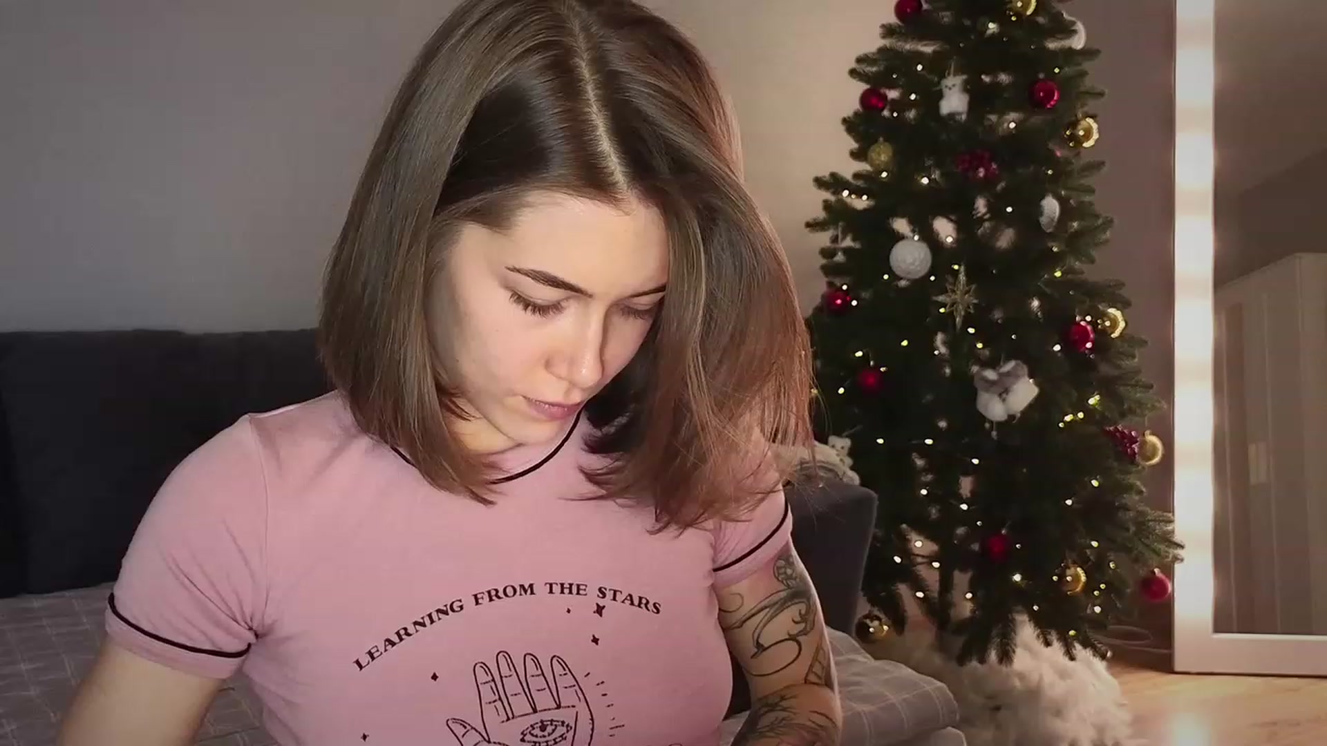 Gallery image thumbnail from KeepSpark's myfreecams stream on, 12/23/2023, 19:52 image 17 of 20