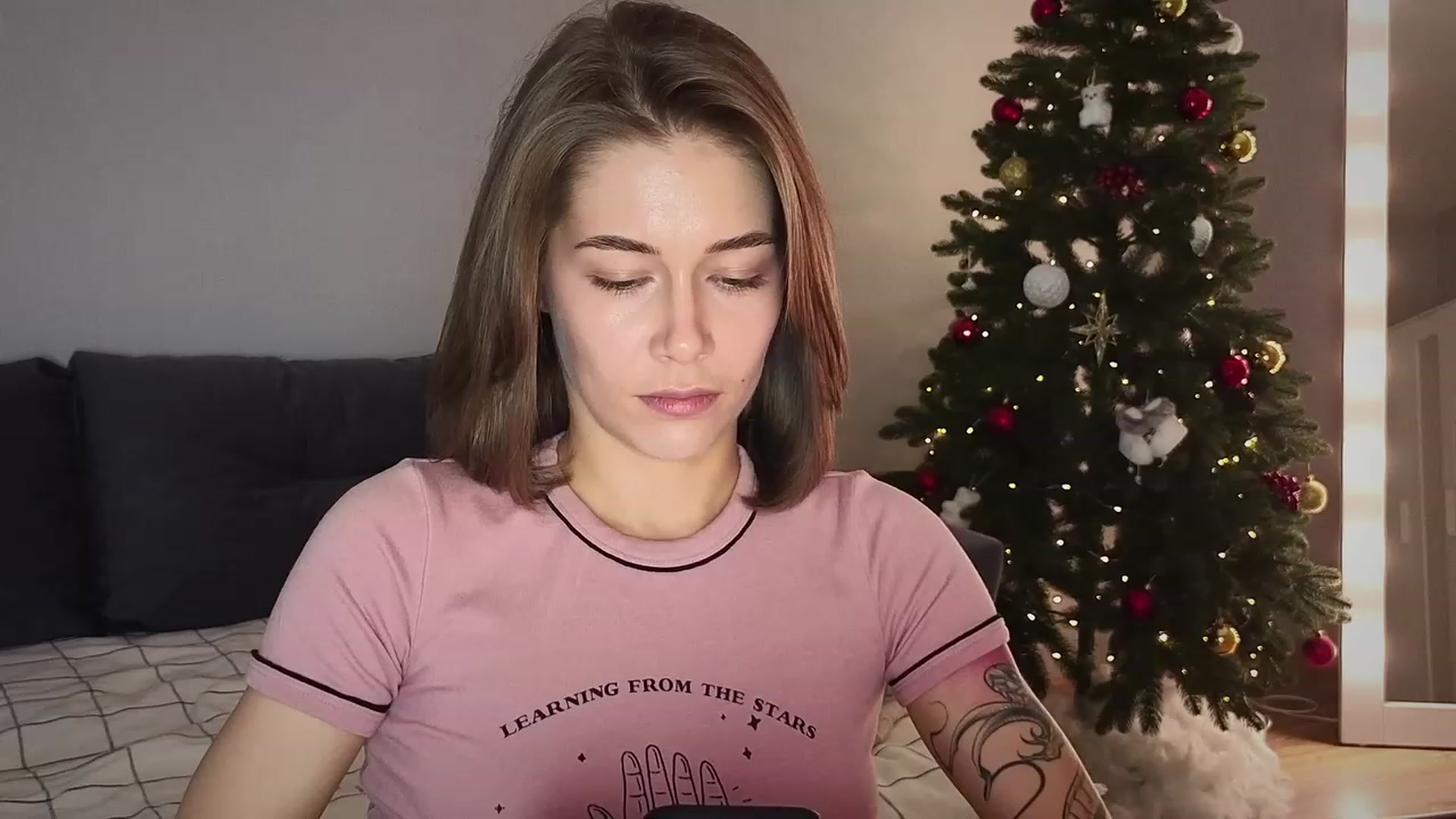 Gallery image thumbnail from KeepSpark's myfreecams stream on, 12/25/2023, 19:58 image 5 of 20