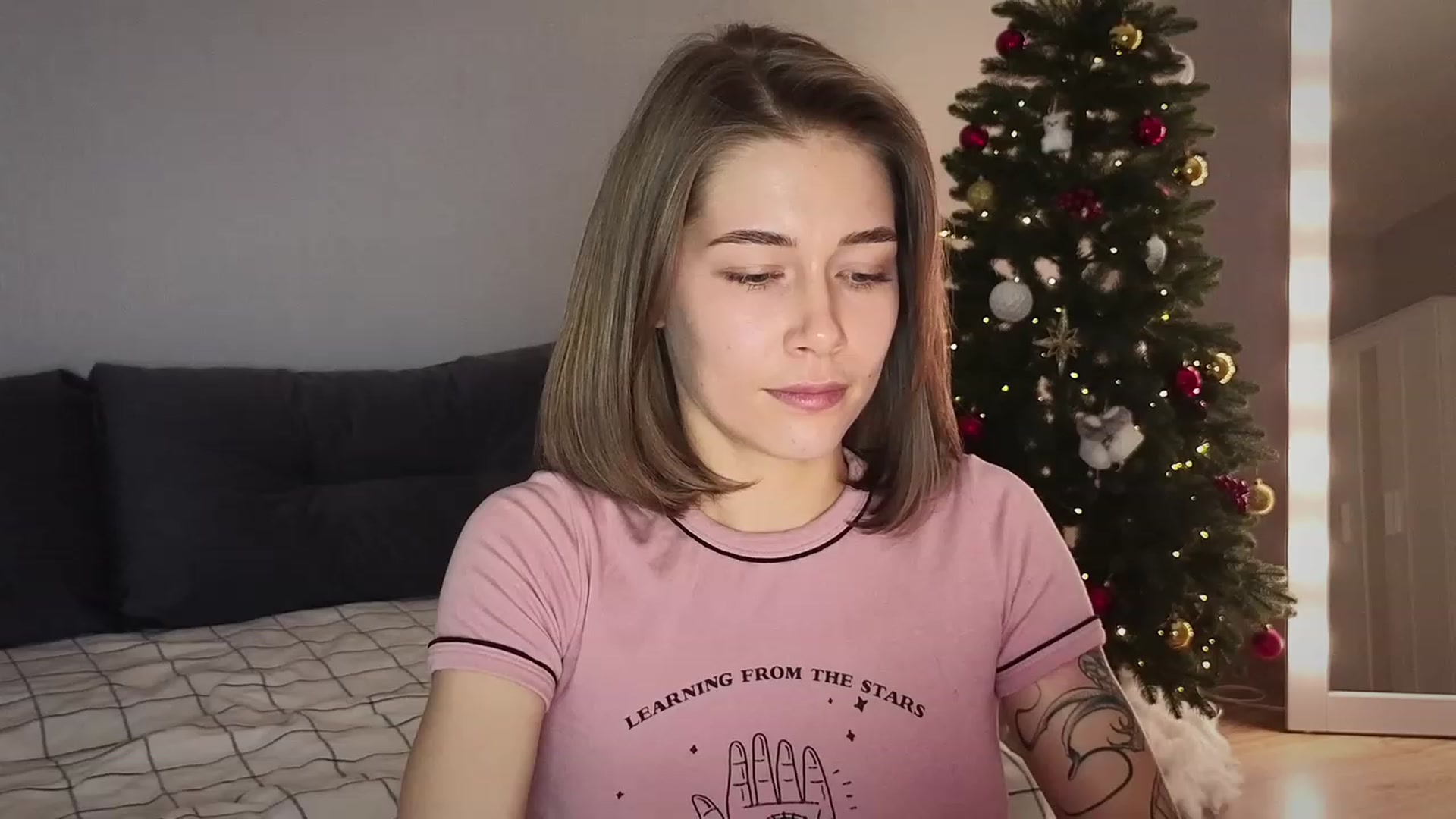Gallery image thumbnail from KeepSpark's myfreecams stream on, 12/25/2023, 21:41 image 11 of 20