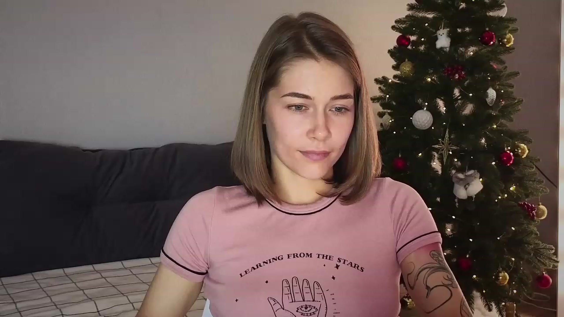 Gallery image thumbnail from KeepSpark's myfreecams stream on, 01/03/2024, 19:19 image 16 of 20