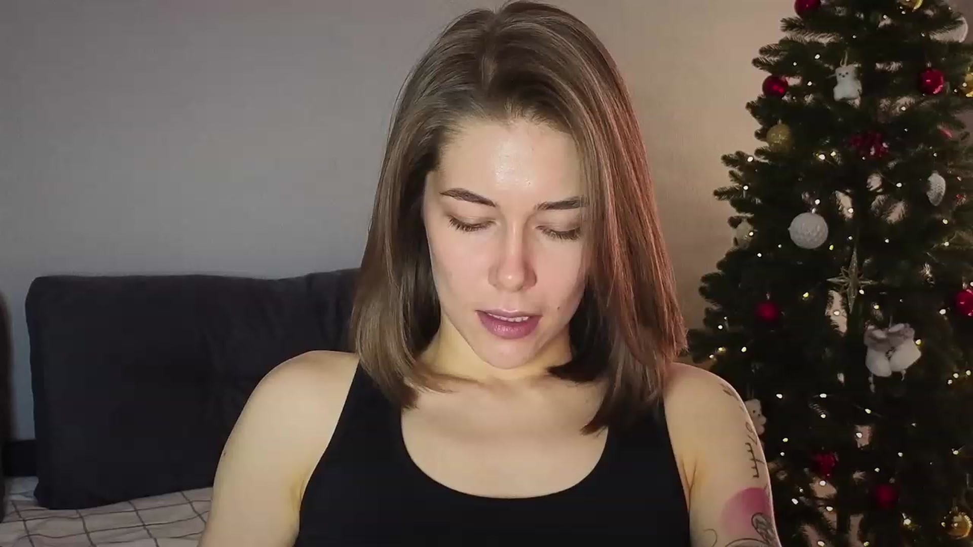 Gallery image thumbnail from KeepSpark's myfreecams stream on, 01/09/2024, 10:53 image 10 of 20