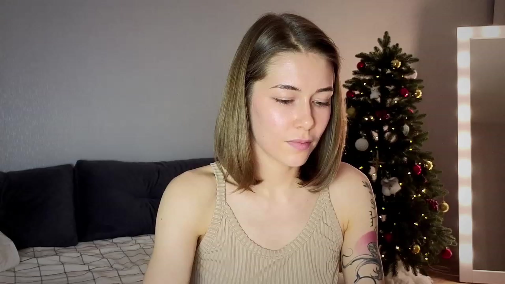 Gallery image thumbnail from KeepSpark's myfreecams stream on, 01/14/2024, 23:30 image 11 of 20