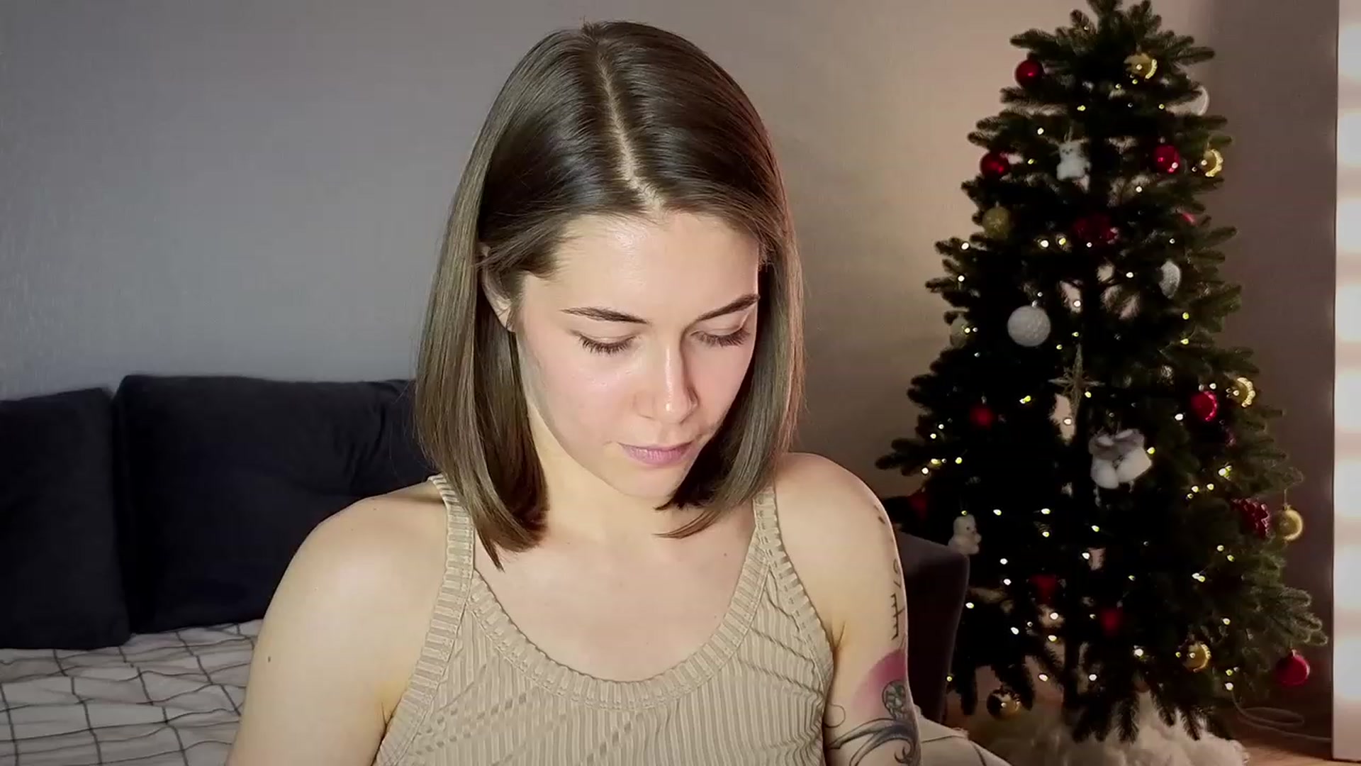 Gallery image thumbnail from KeepSpark's myfreecams stream on, 01/14/2024, 23:30 image 15 of 20
