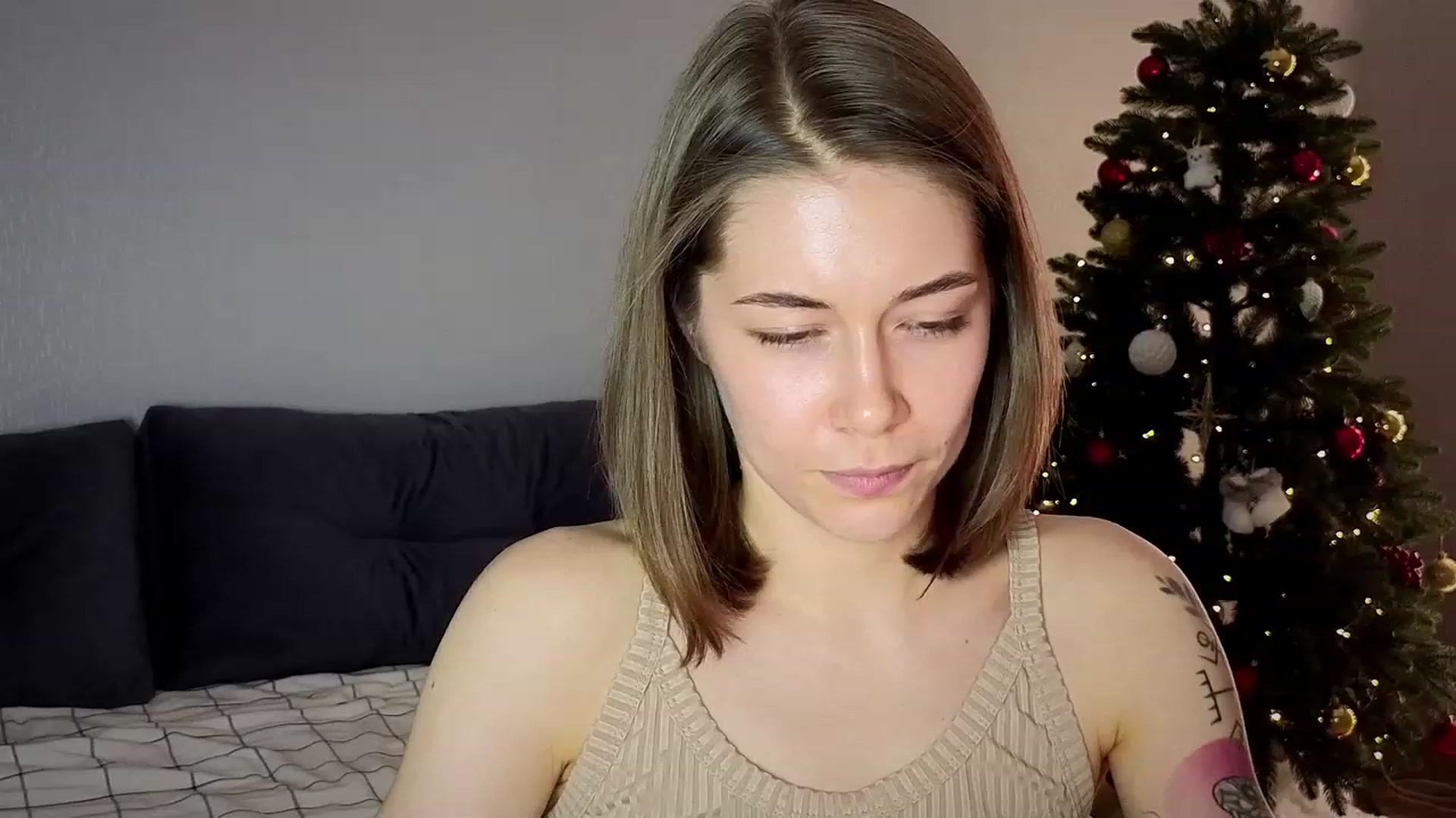 Gallery image thumbnail from KeepSpark's myfreecams stream on, 01/15/2024, 24:01 image 1 of 20