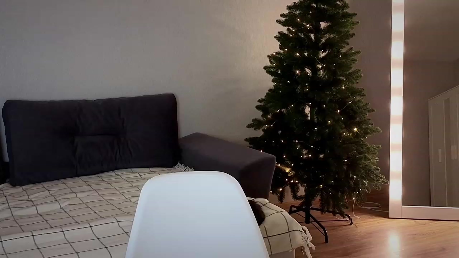Gallery image thumbnail from KeepSpark's myfreecams stream on, 01/20/2024, 22:31 image 20 of 20