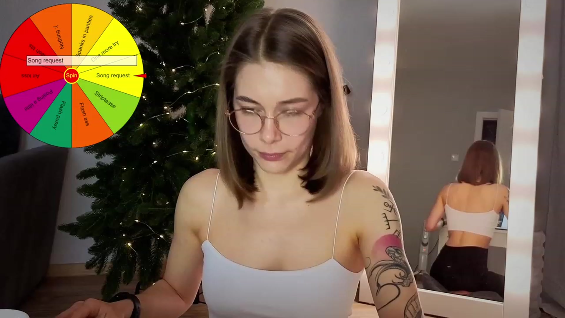 Gallery image thumbnail from KeepSpark's myfreecams stream on, 01/27/2024, 19:35 image 13 of 20