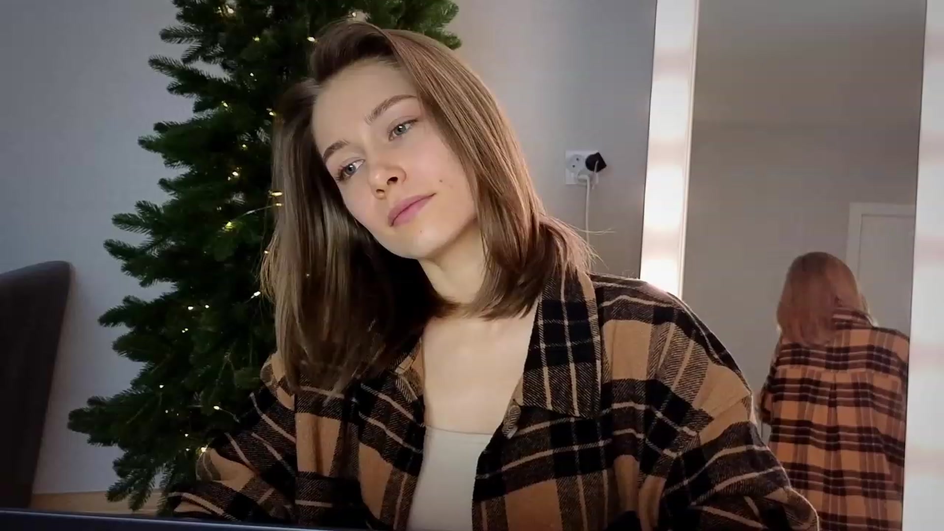Gallery image thumbnail from KeepSpark's myfreecams stream on, 02/21/2024, 18:50 image 20 of 20