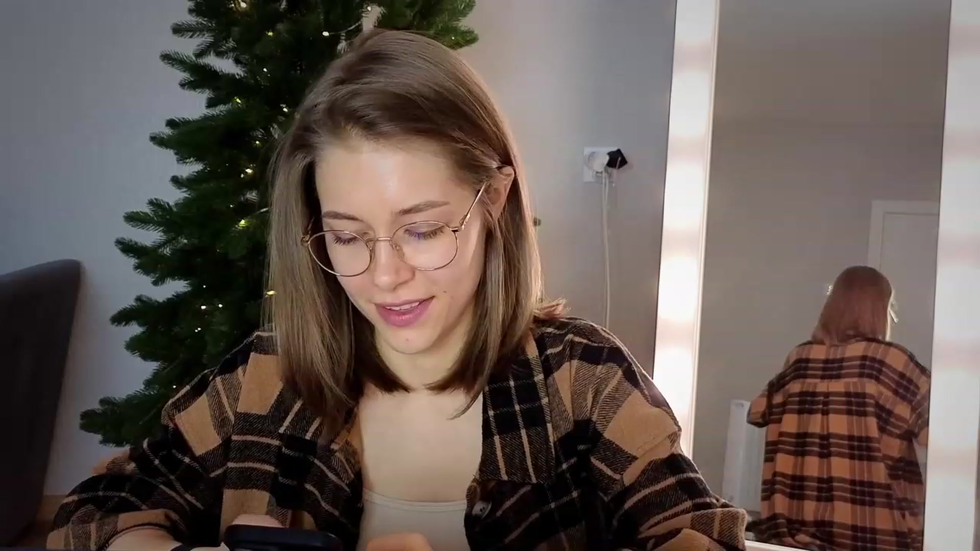 Gallery image thumbnail from KeepSpark's myfreecams stream on, 02/21/2024, 21:40 image 19 of 20