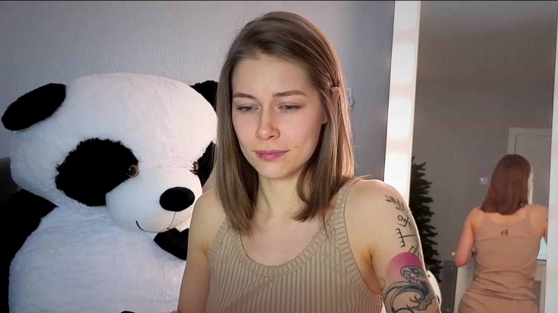 Gallery image thumbnail from KeepSpark's myfreecams stream on, 03/10/2024, 24:43 image 5 of 20