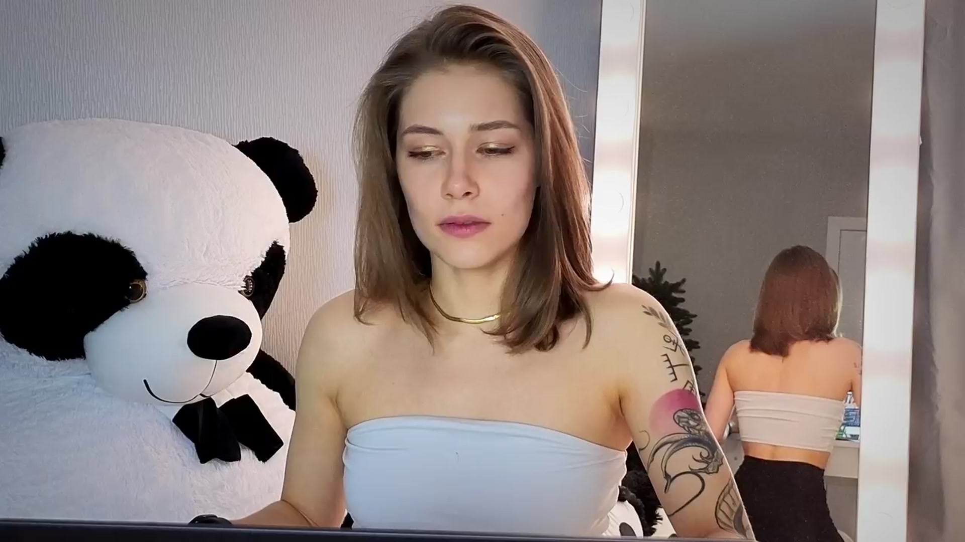 Gallery image thumbnail from KeepSpark's myfreecams stream on, 03/23/2024, 22:36 image 11 of 20