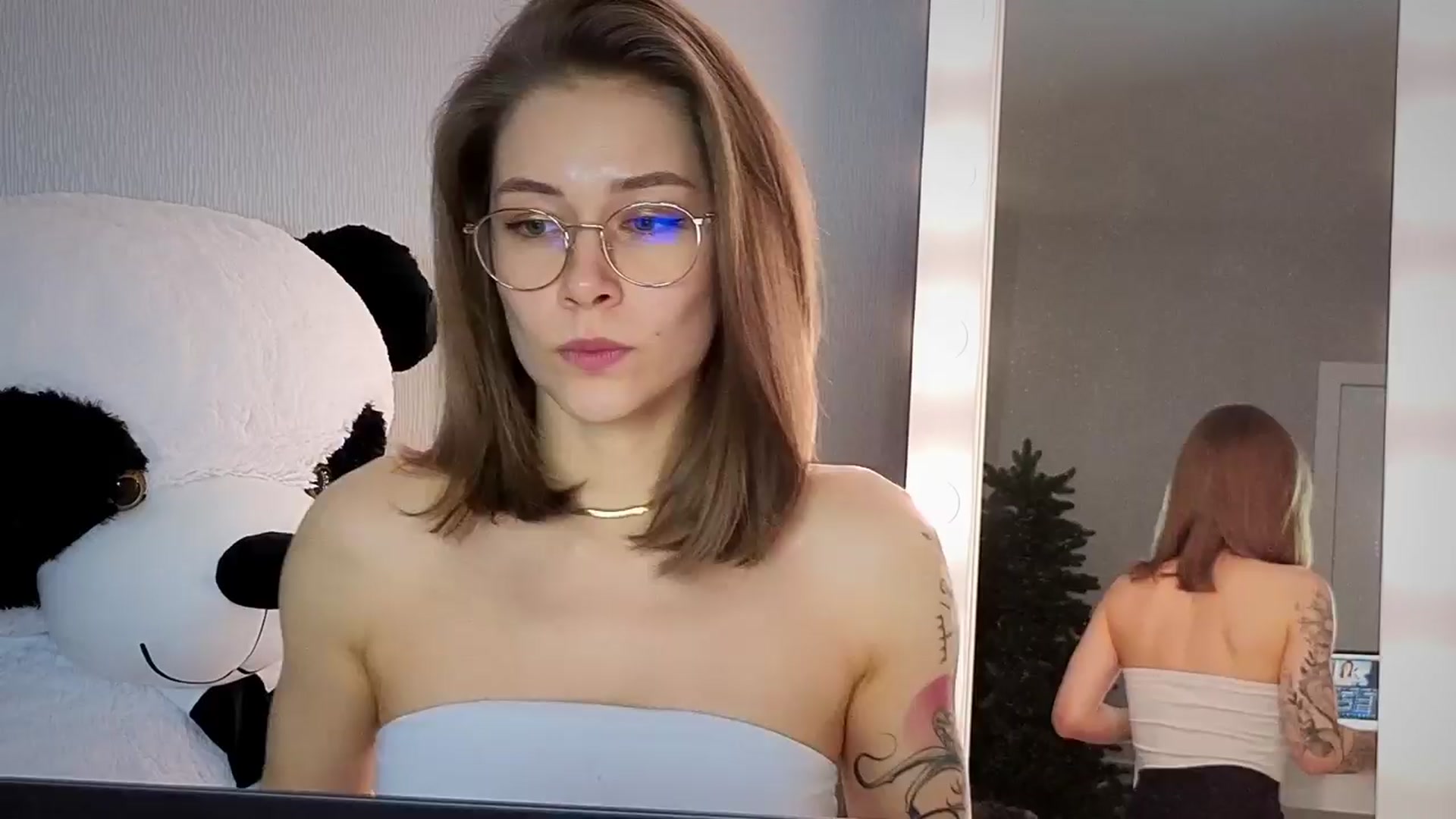 Gallery image thumbnail from KeepSpark's myfreecams stream on, 03/23/2024, 22:36 image 3 of 20