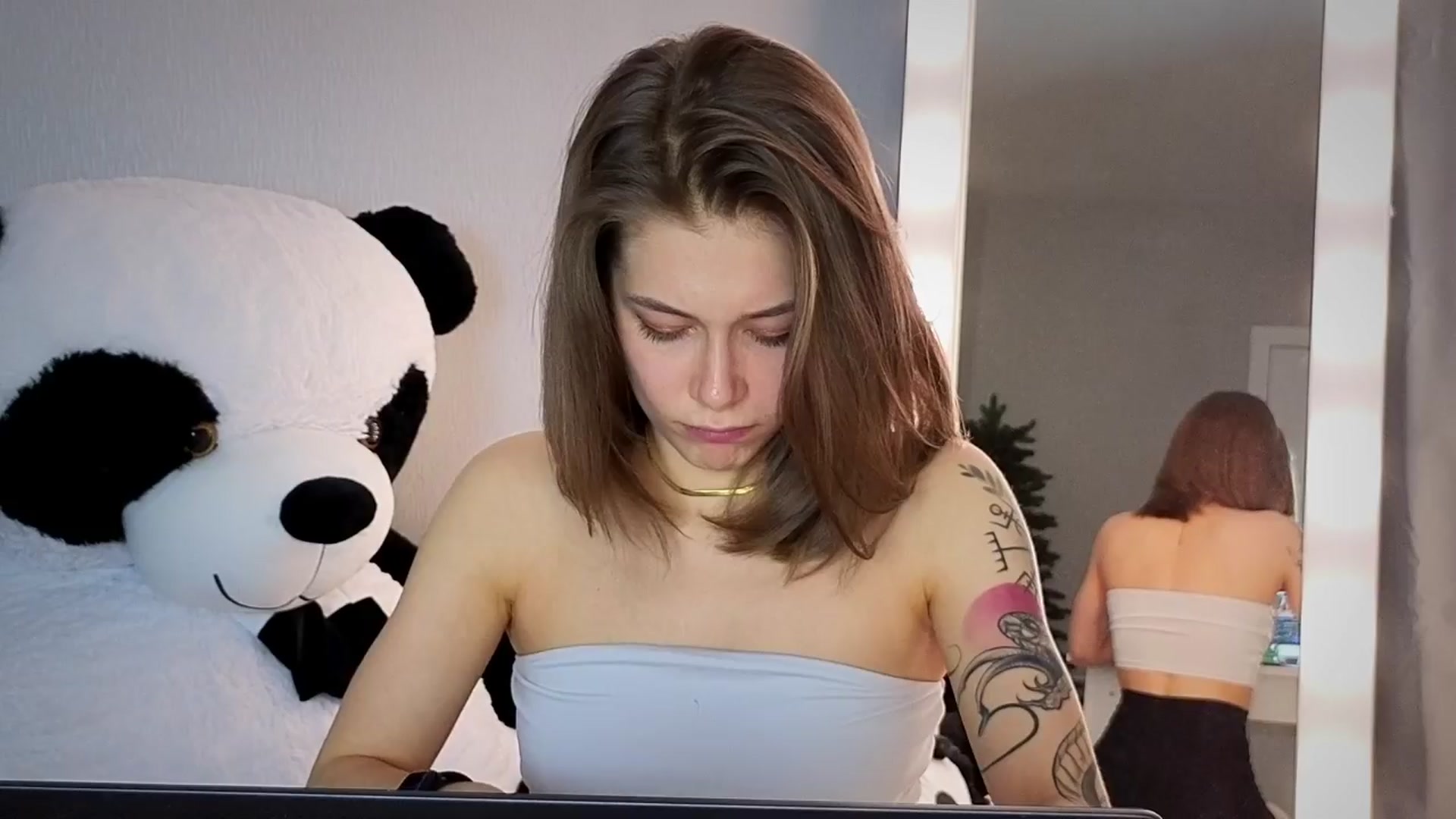 Gallery image thumbnail from KeepSpark's myfreecams stream on, 03/23/2024, 22:36 image 16 of 20