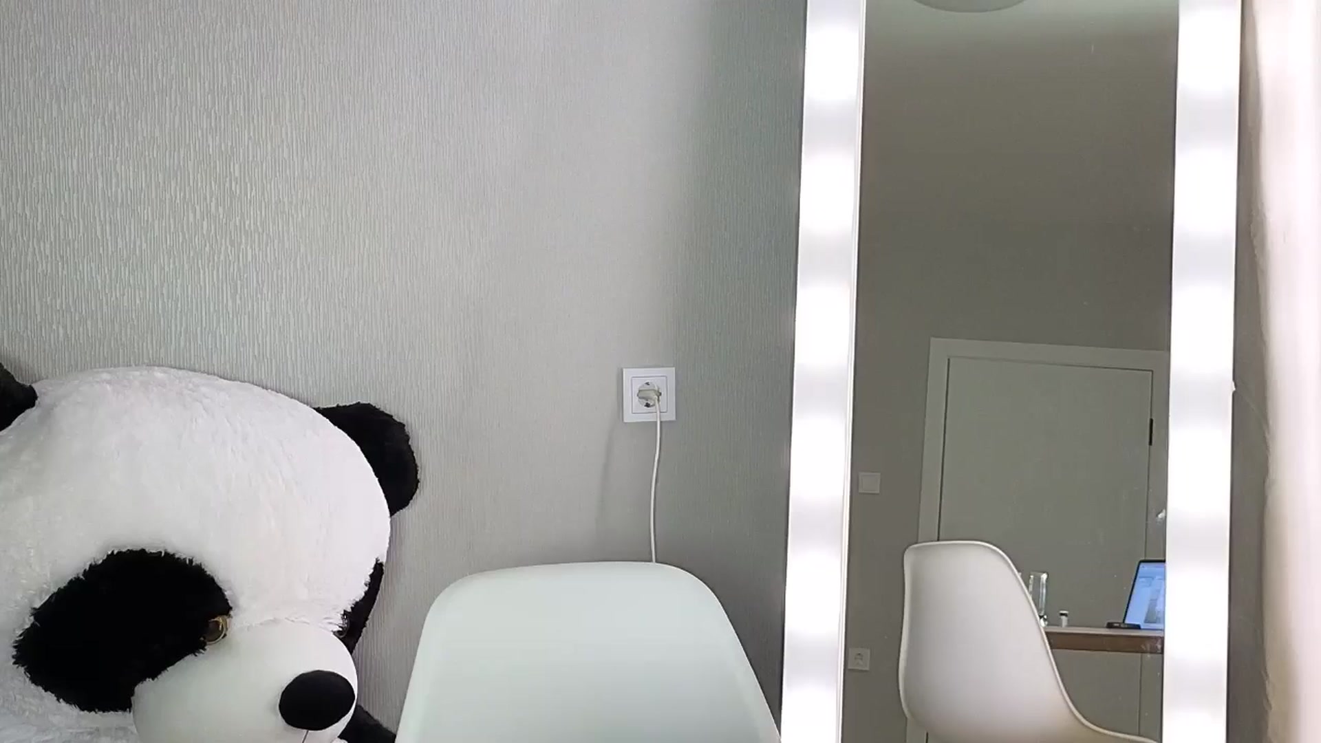 Gallery image thumbnail from KeepSpark's myfreecams stream on, 05/11/2024, 07:13 image 4 of 20