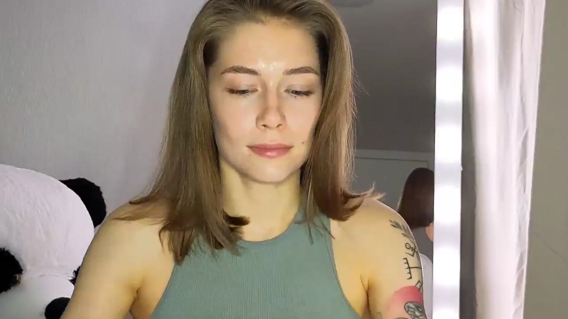 Gallery image thumbnail from KeepSpark's myfreecams stream on, 05/13/2024, 06:34 image 10 of 20