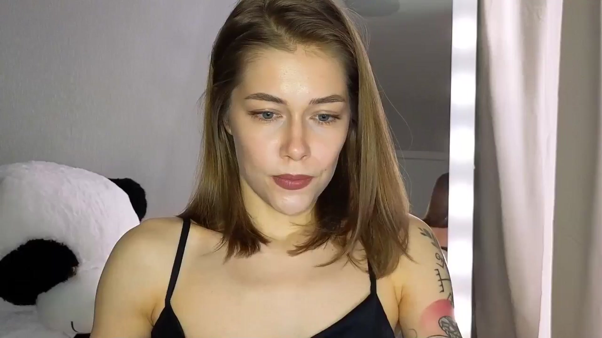 Gallery image thumbnail from KeepSpark's myfreecams stream on, 05/19/2024, 05:42 image 17 of 20