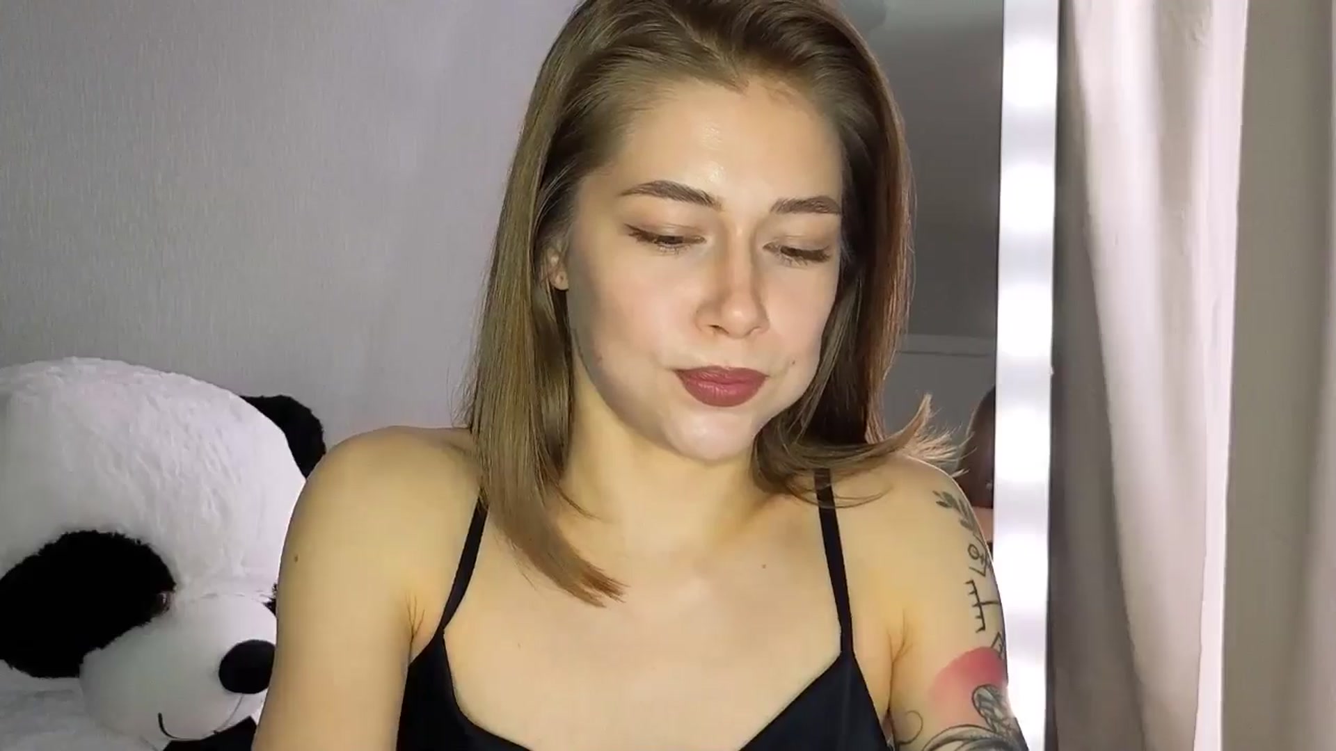 Gallery image thumbnail from KeepSpark's myfreecams stream on, 05/19/2024, 05:42 image 14 of 20