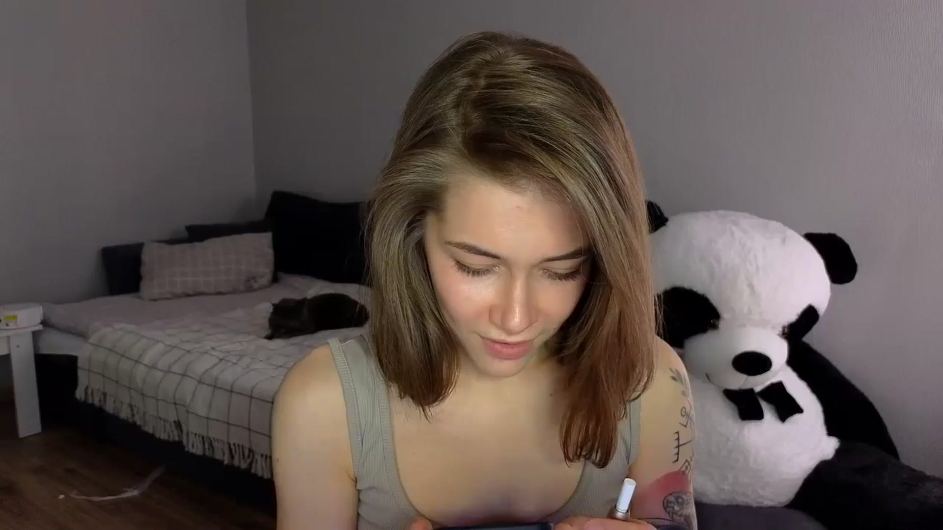 Gallery image thumbnail from KeepSpark's myfreecams stream on, 05/28/2024, 07:10 image 15 of 20