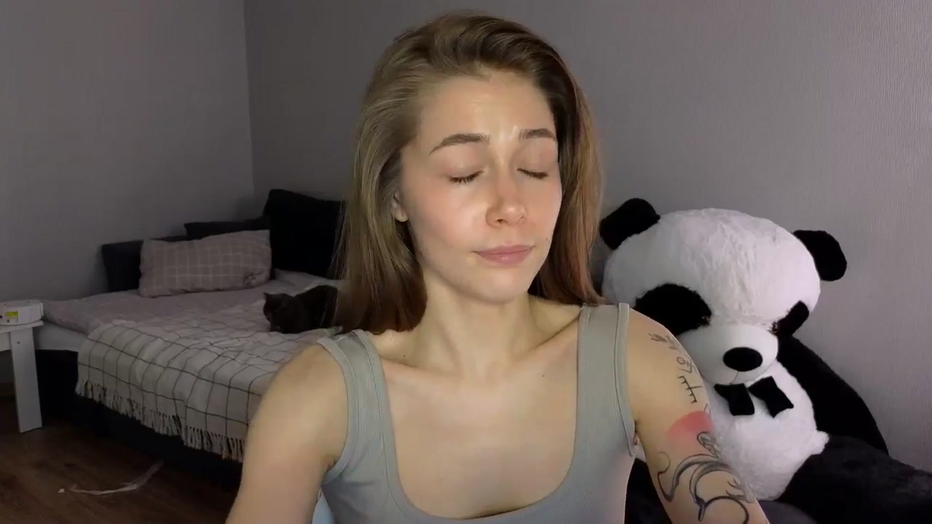 Gallery image thumbnail from KeepSpark's myfreecams stream on, 05/28/2024, 07:10 image 11 of 20