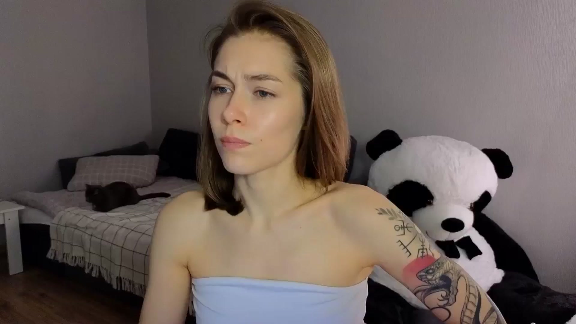 Gallery image thumbnail from KeepSpark's myfreecams stream on, 05/29/2024, 06:45 image 15 of 20