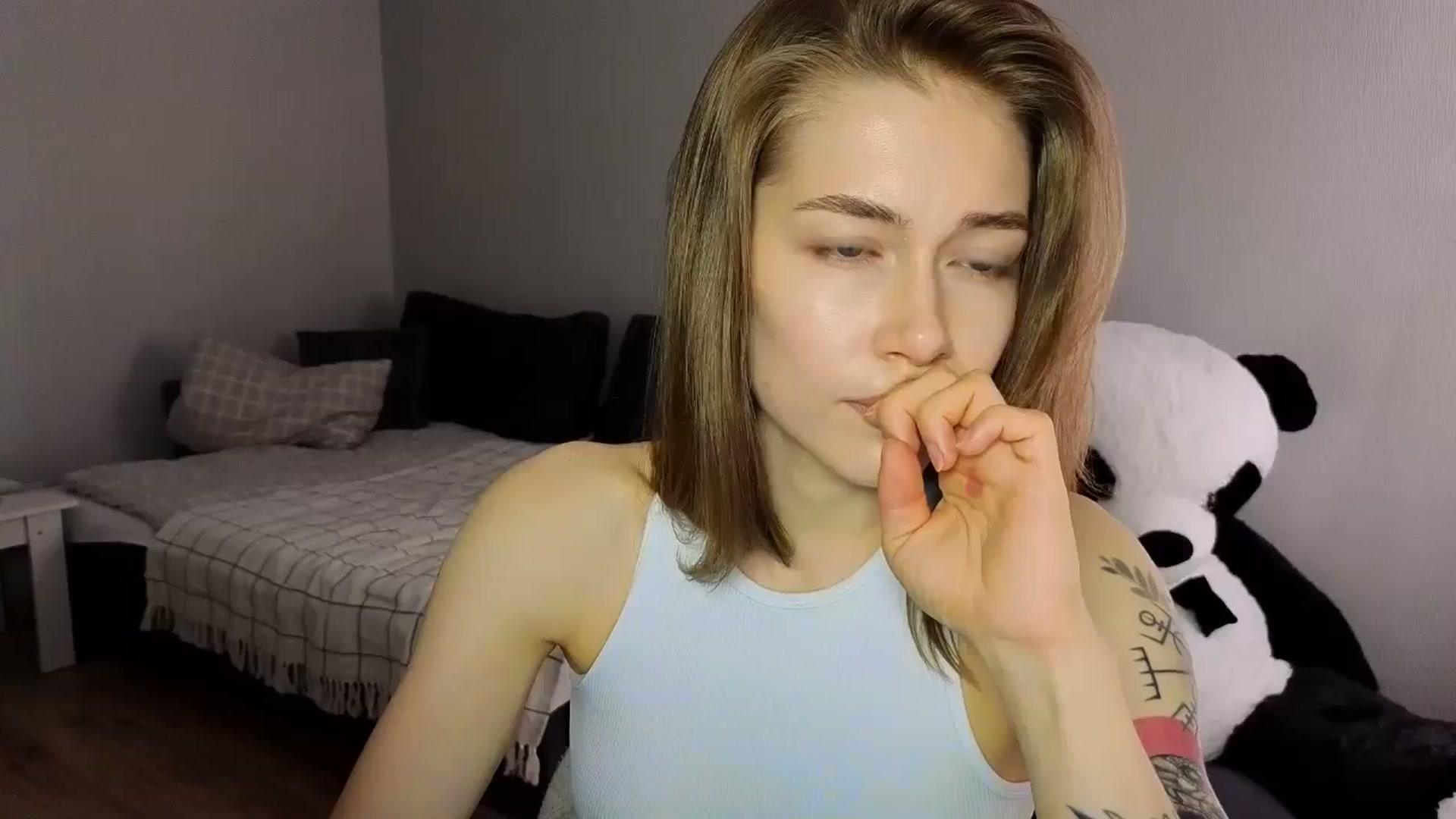 Gallery image thumbnail from KeepSpark's myfreecams stream on, 05/30/2024, 06:27 image 12 of 20