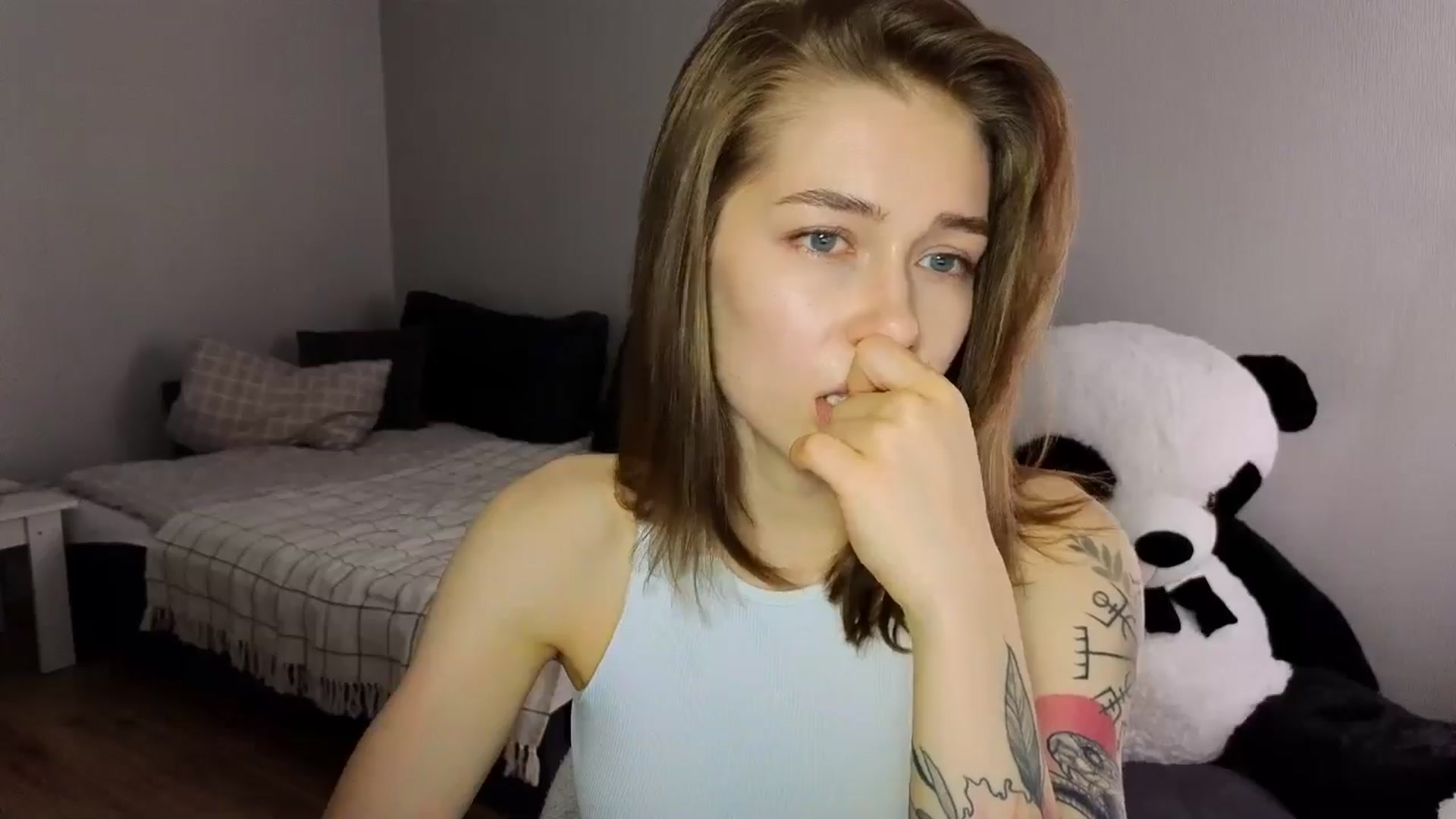 Gallery image thumbnail from KeepSpark's myfreecams stream on, 05/30/2024, 06:27 image 18 of 20