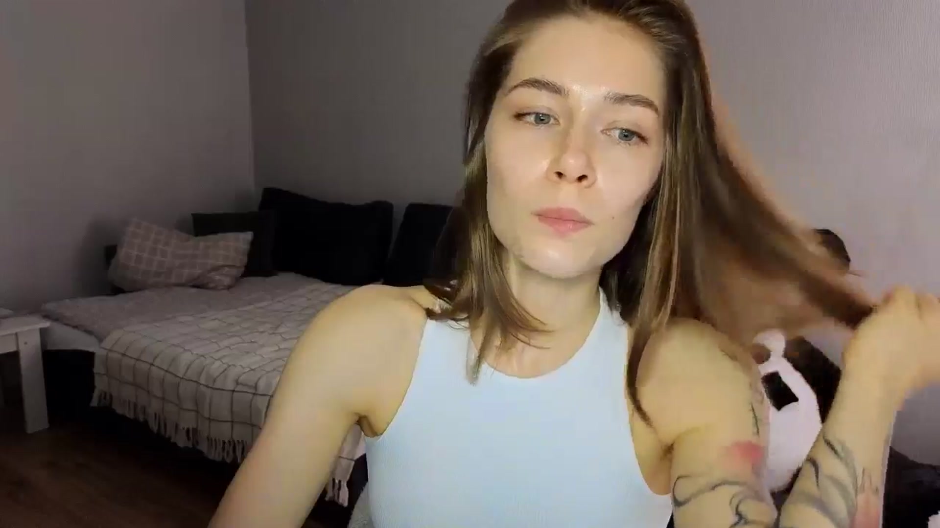 Gallery image thumbnail from KeepSpark's myfreecams stream on, 05/30/2024, 06:27 image 14 of 20