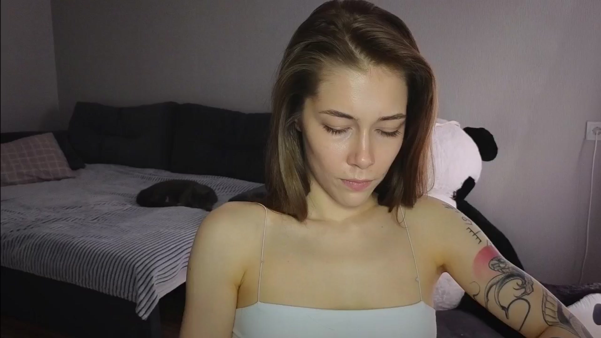 Gallery image thumbnail from KeepSpark's myfreecams stream on, 06/03/2024, 04:32 image 10 of 20