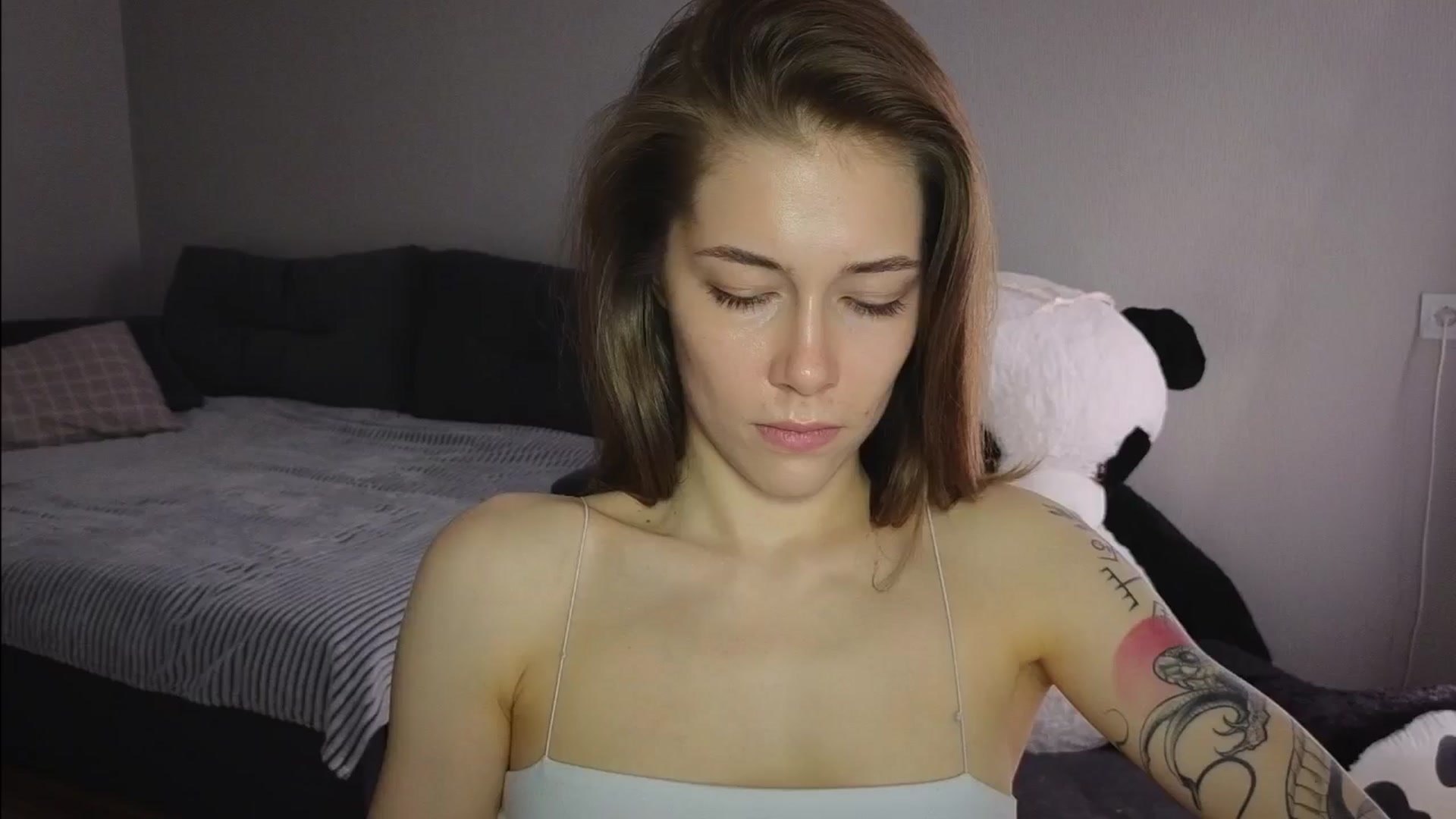 Gallery image thumbnail from KeepSpark's myfreecams stream on, 06/03/2024, 04:32 image 19 of 20