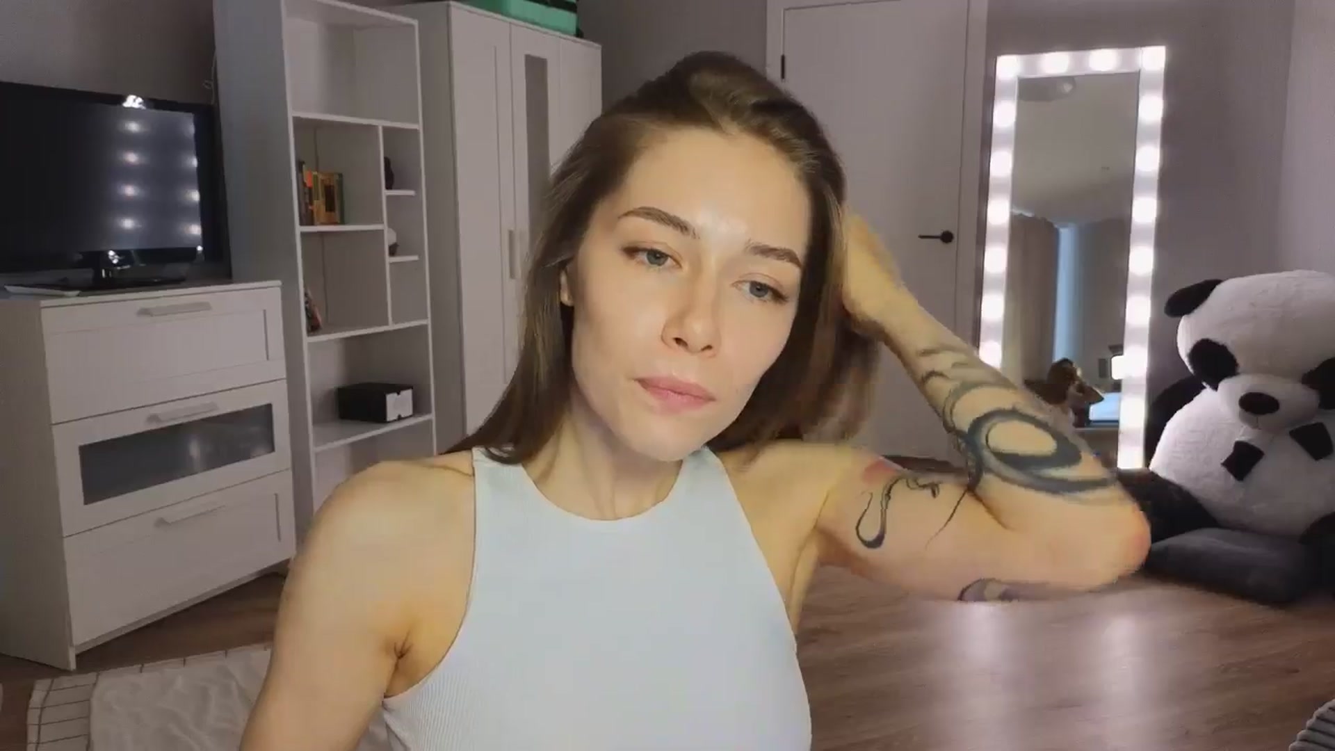 Gallery image thumbnail from KeepSpark's myfreecams stream on, 06/10/2024, 05:51 image 18 of 20