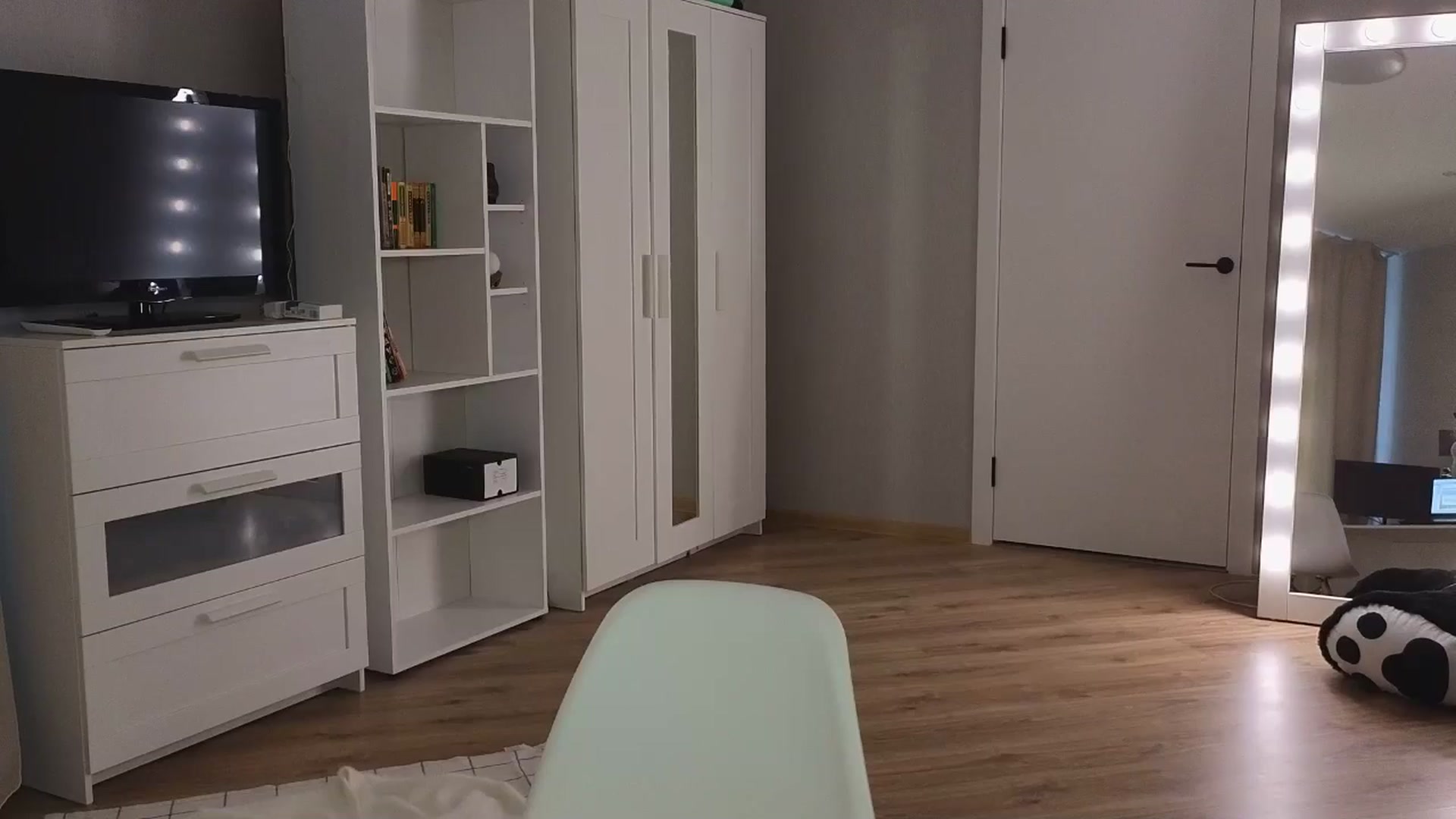 Gallery image thumbnail from KeepSpark's myfreecams stream on, 06/12/2024, 03:56 image 20 of 20